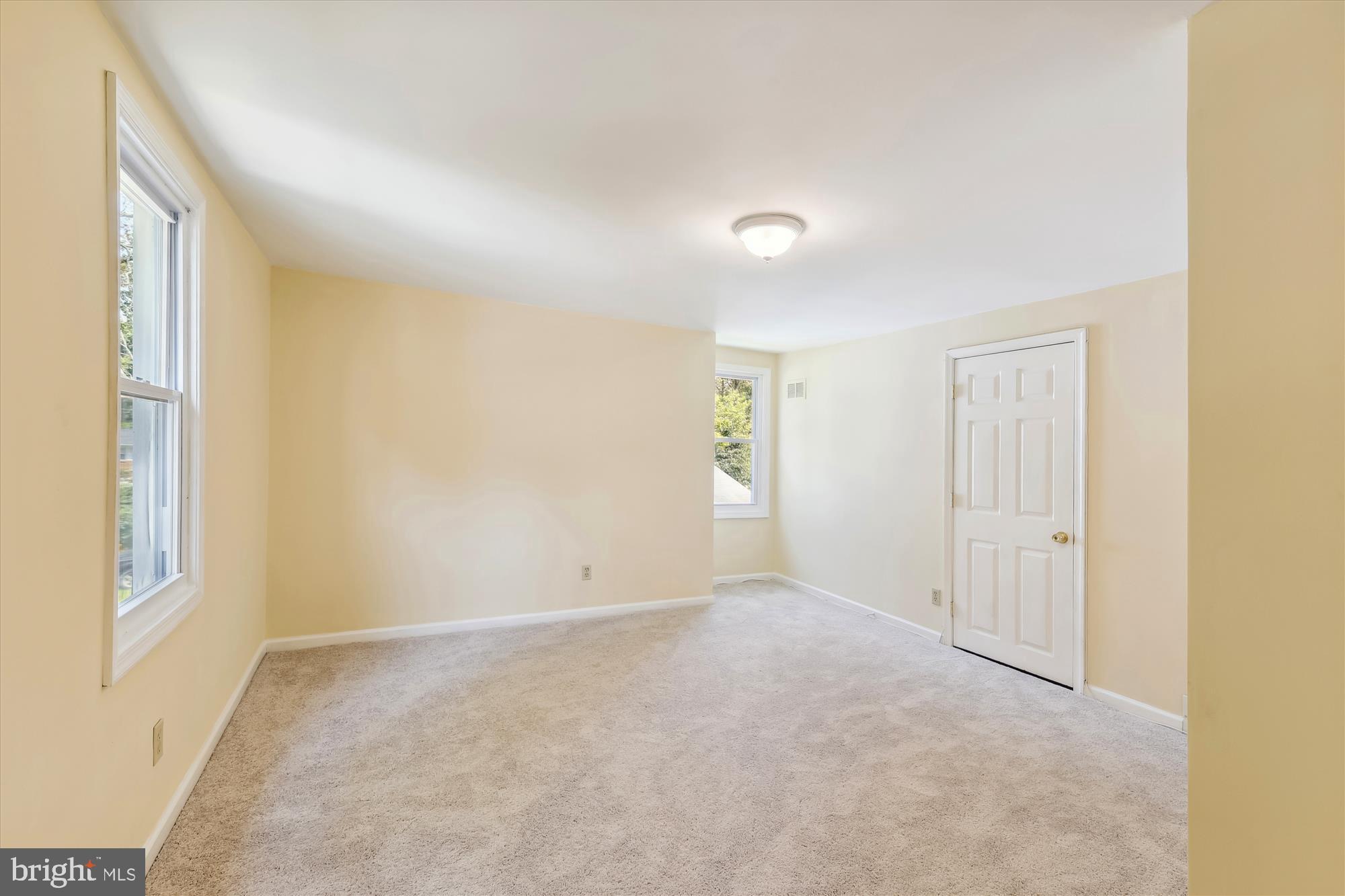 UPPER MAGOTHY BEACH - Residential