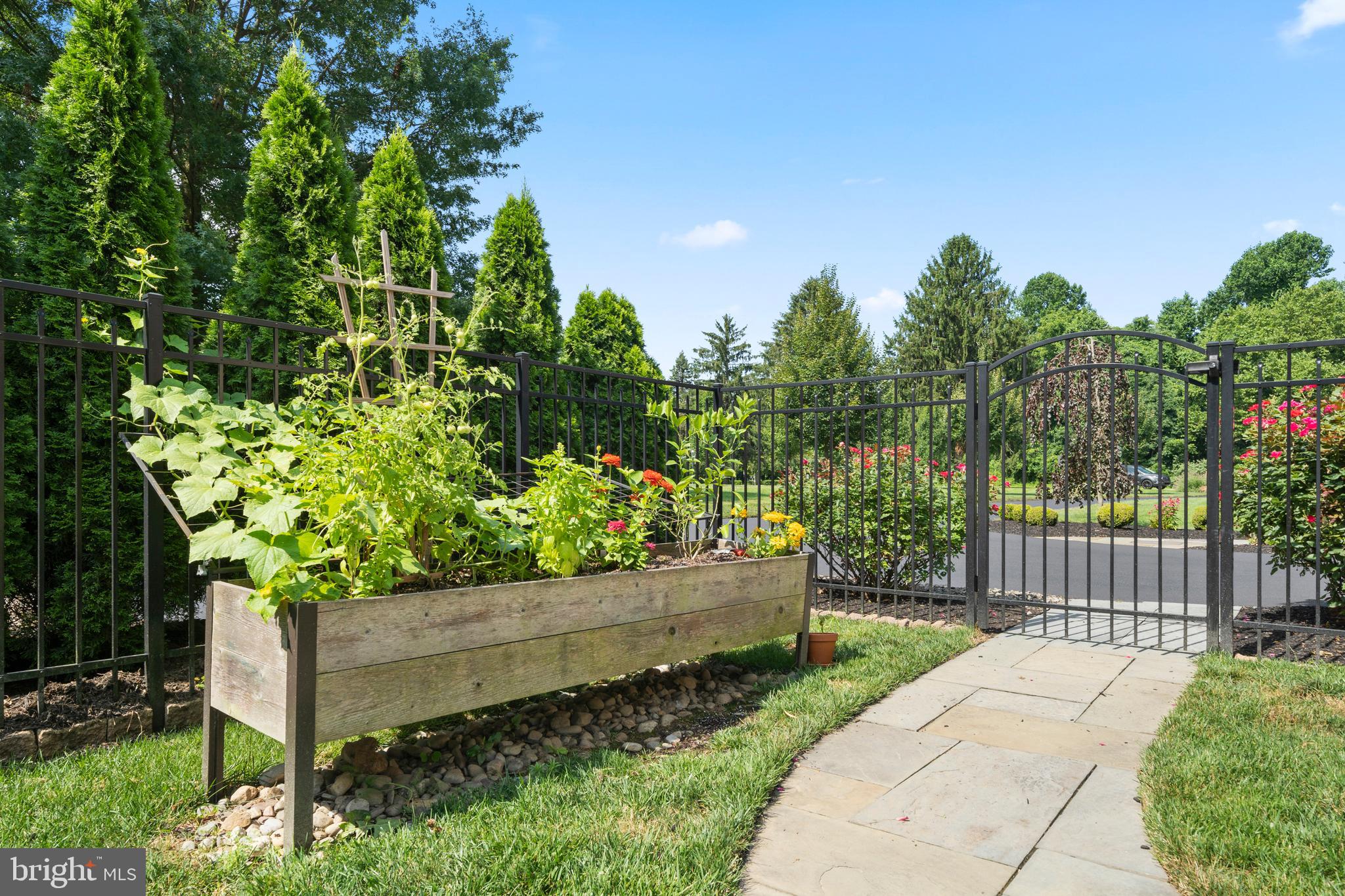 PHEASANT RUN - Residential