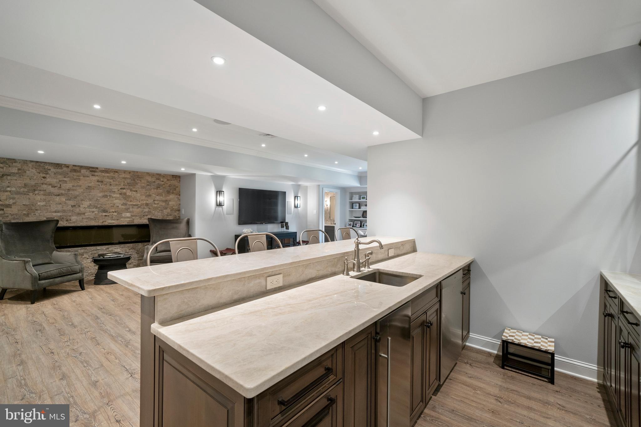 PHEASANT RUN - Residential