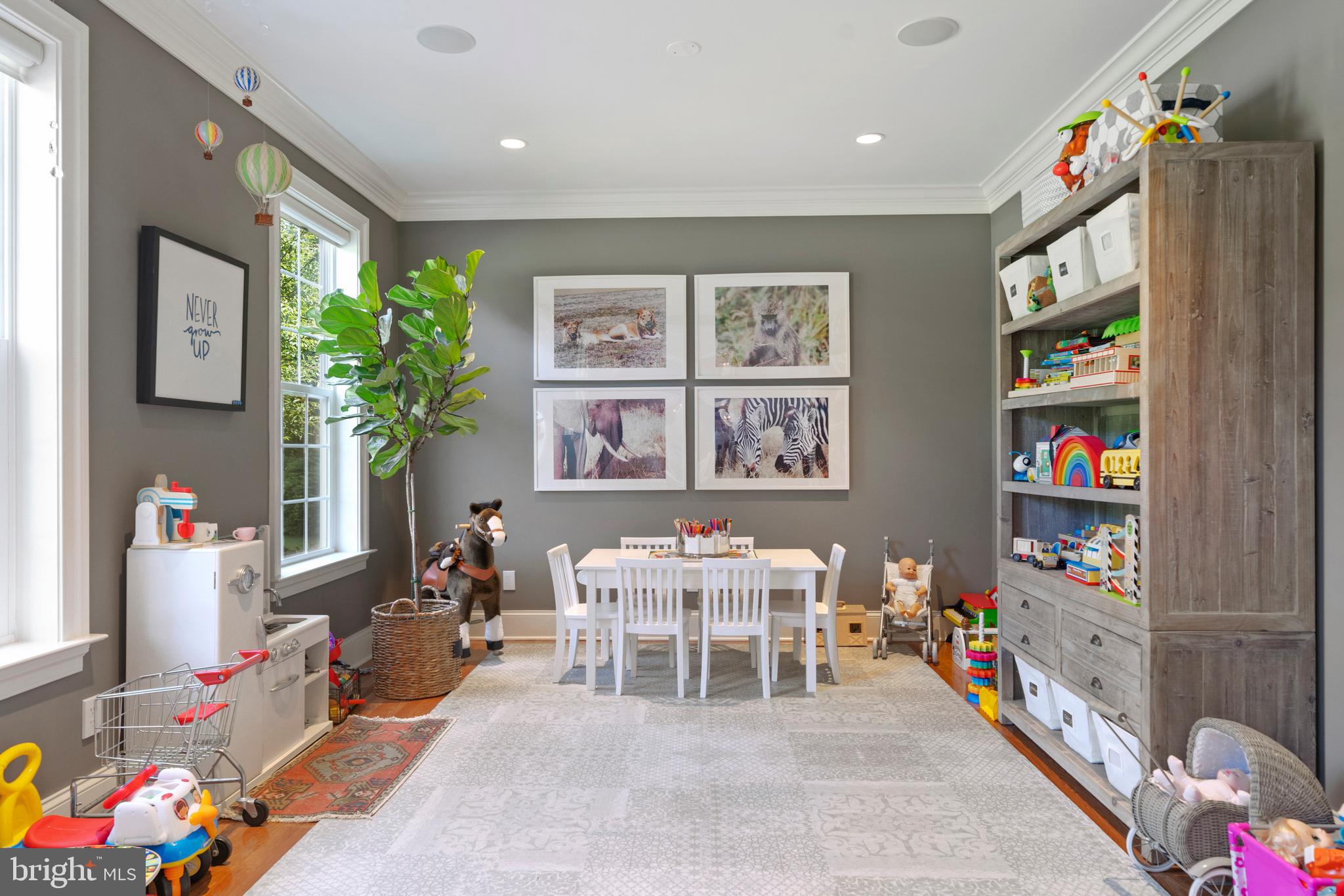 PHEASANT RUN - Residential