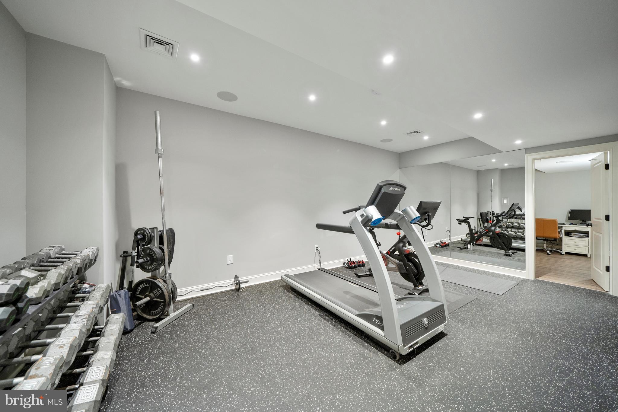 PHEASANT RUN - Residential