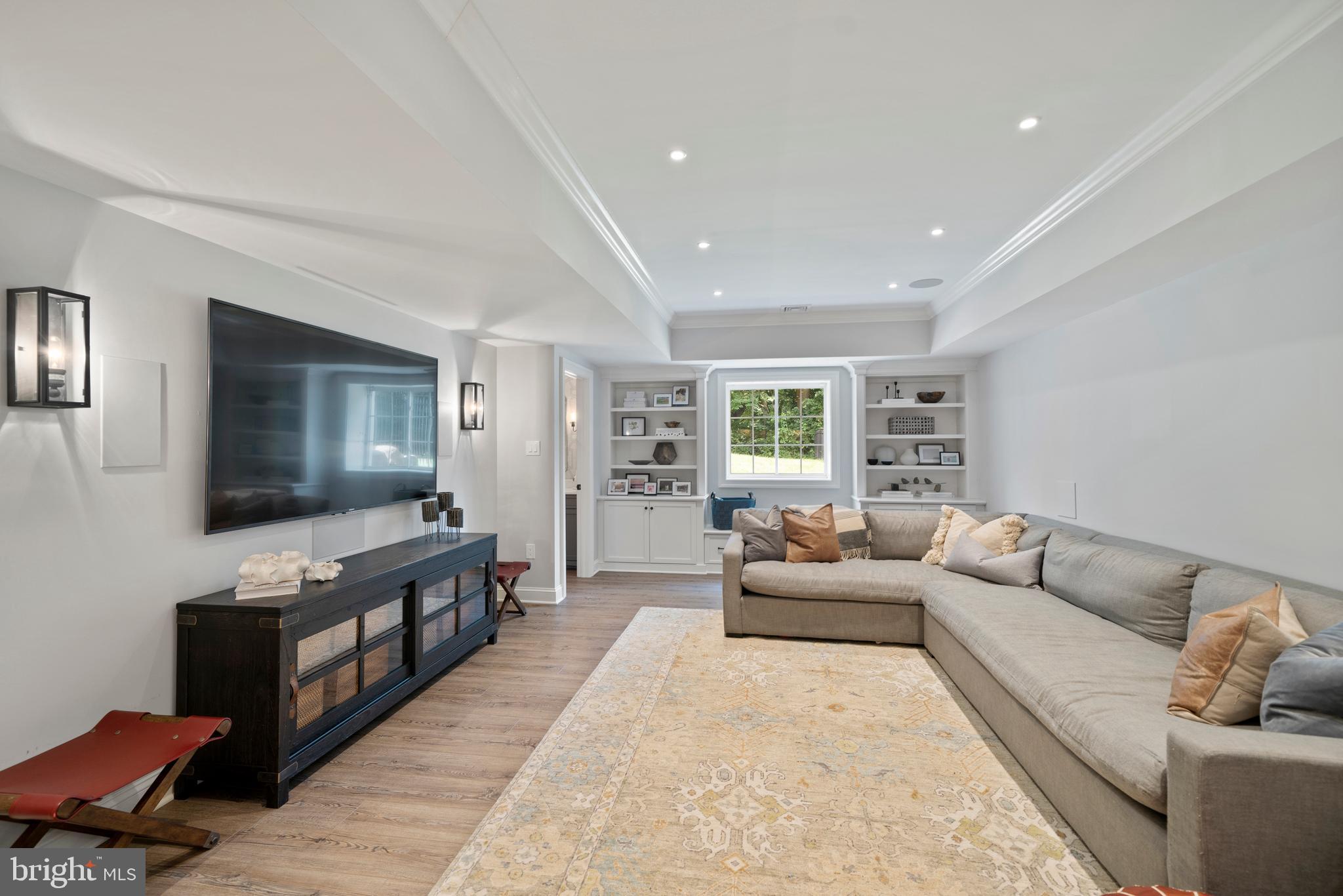 PHEASANT RUN - Residential