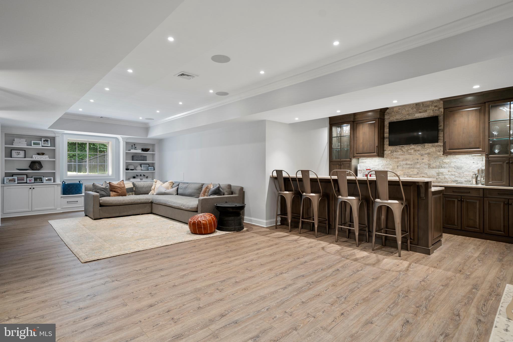 PHEASANT RUN - Residential