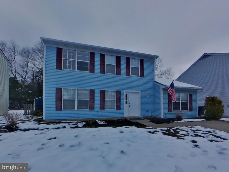 Take a look at this beautiful home featuring 3 bedrooms, 2.5 bathrooms, and approximately 1,812 square feet.  Enjoy the freedom of a virtually maintenance free lifestyle while residing in a great community.