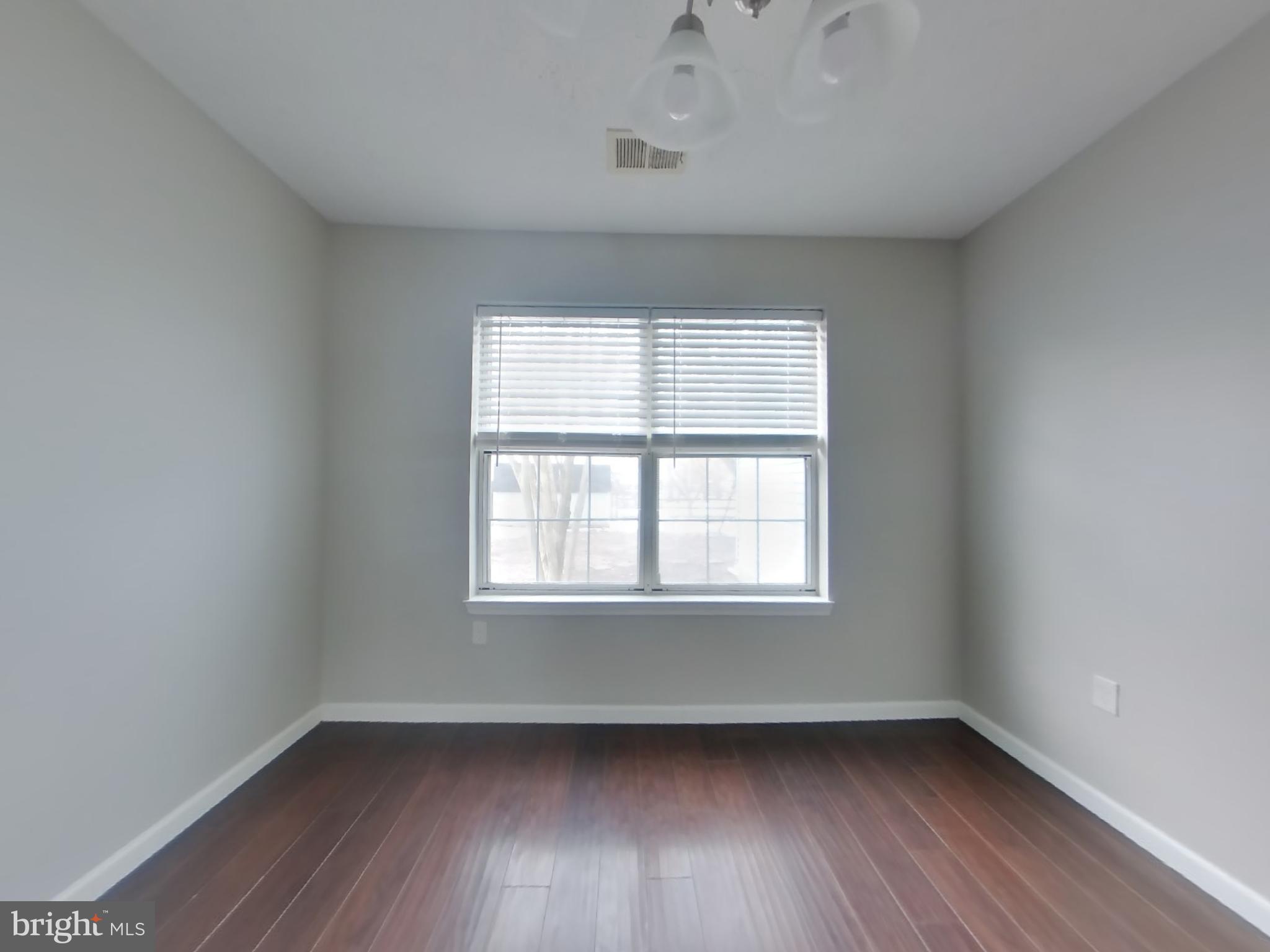 ST CHARLES SUB - LANCASTER - Residential Lease