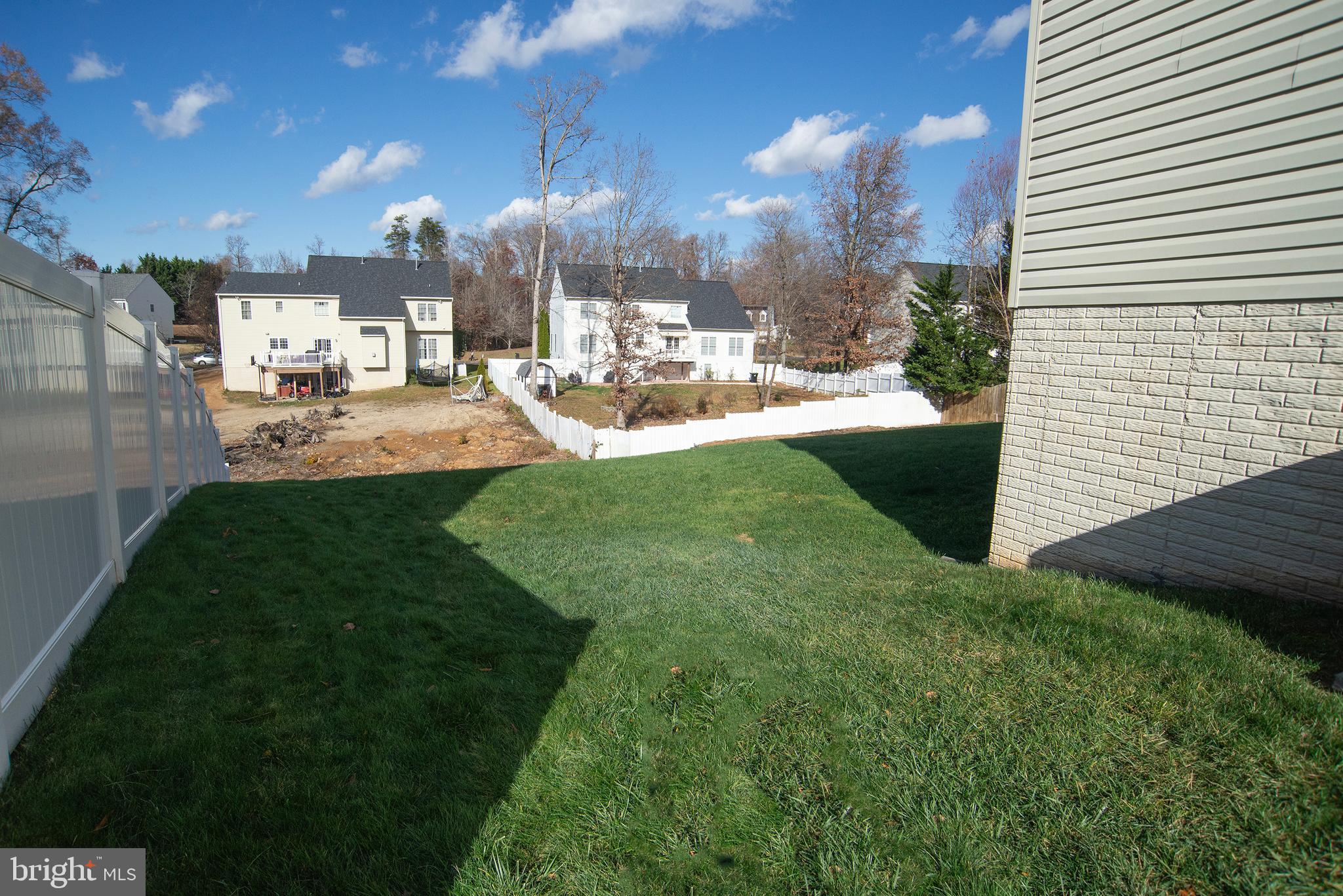 ROYAL OAKS - Residential