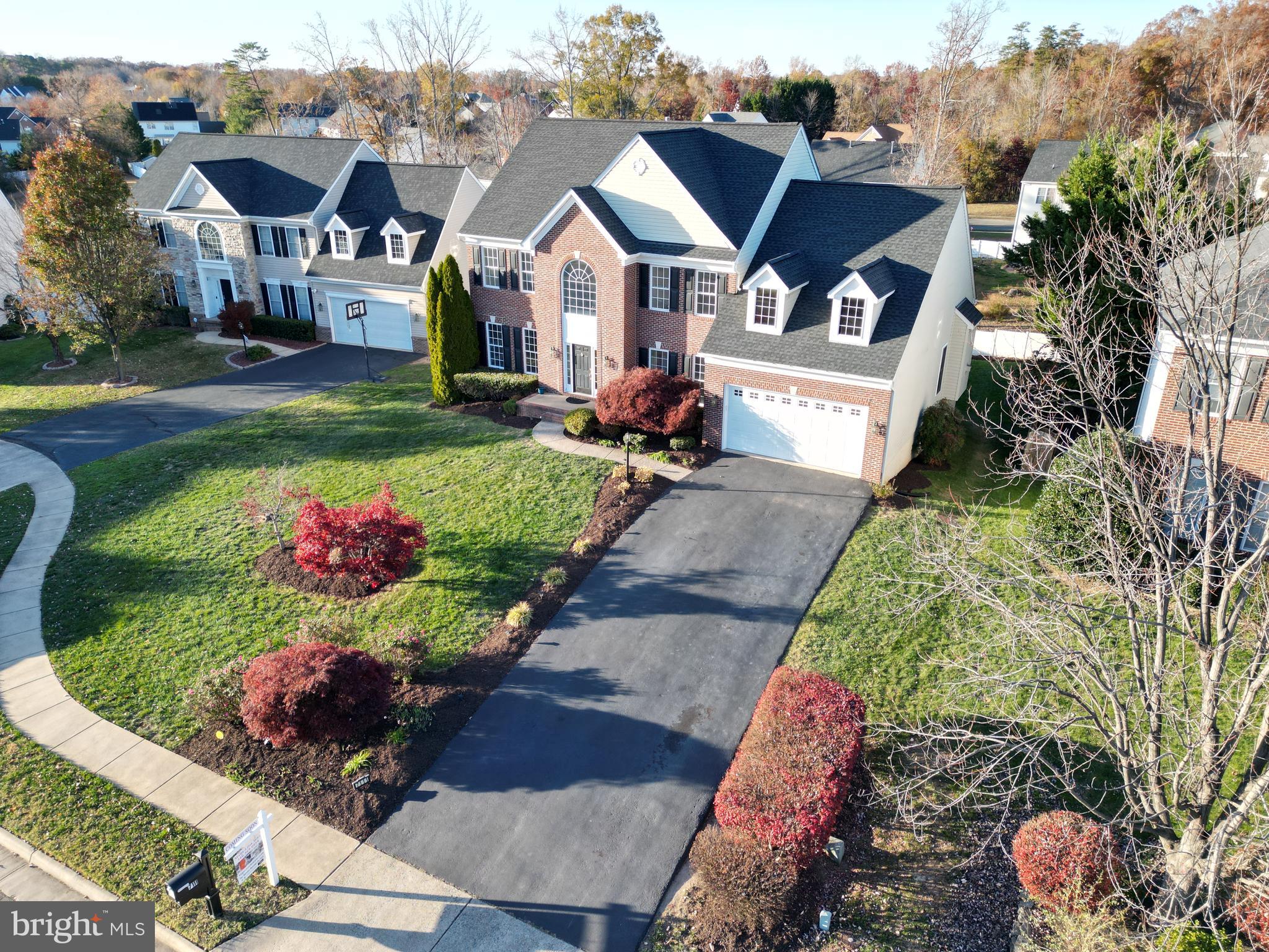 7111 CROWN JEWELS COURT