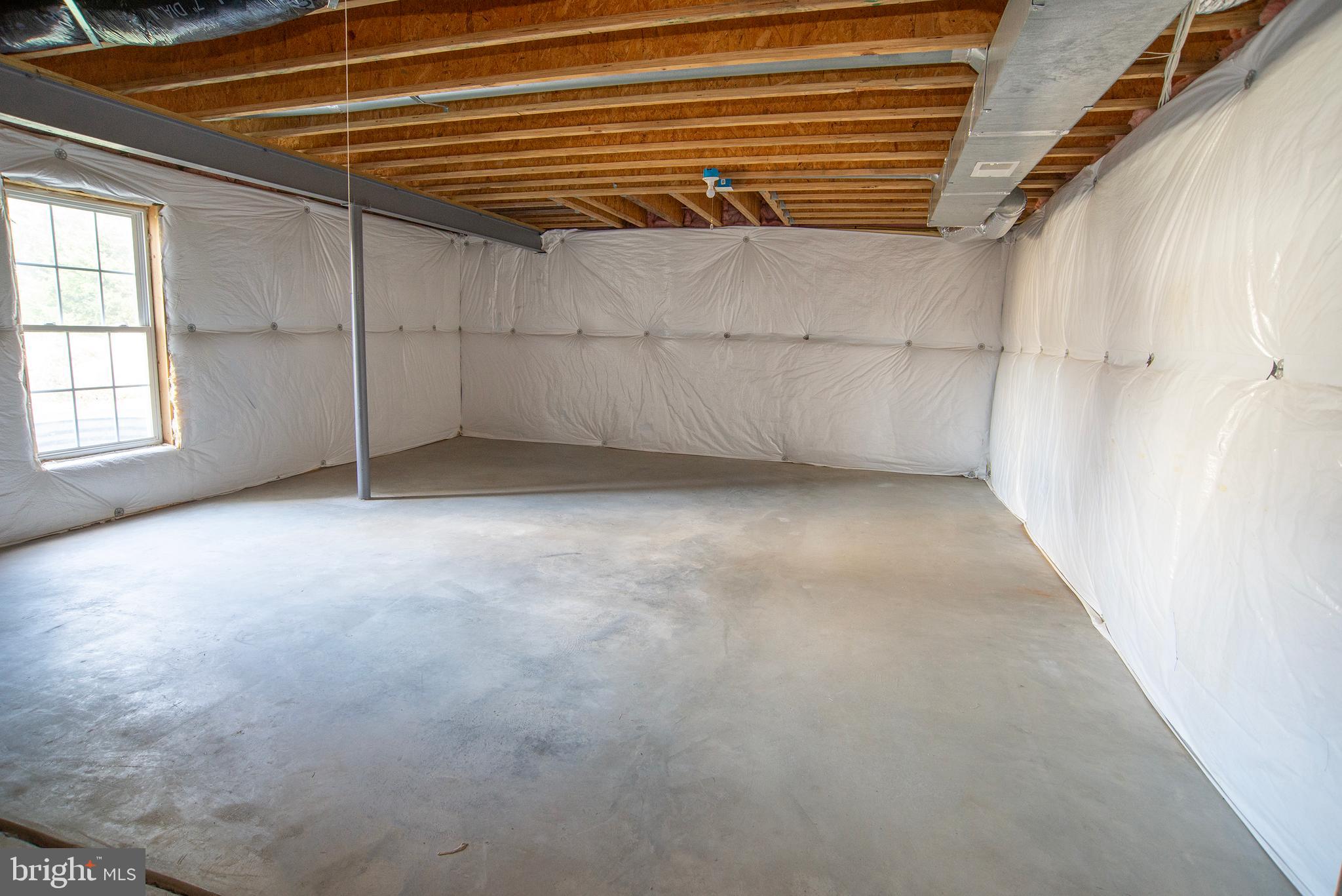 ROYAL OAKS - Residential