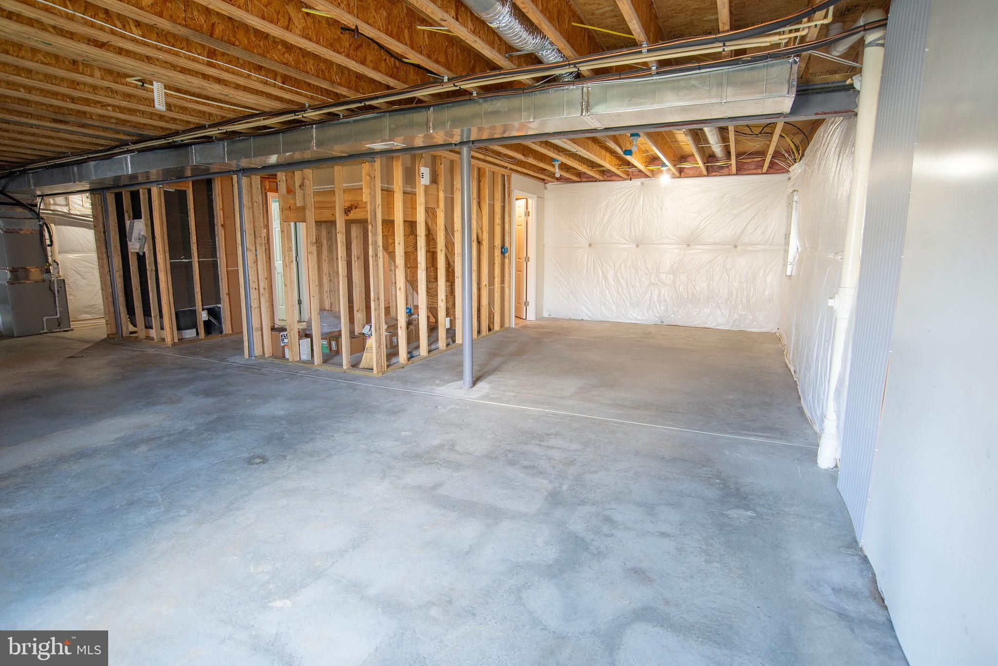 ROYAL OAKS - Residential