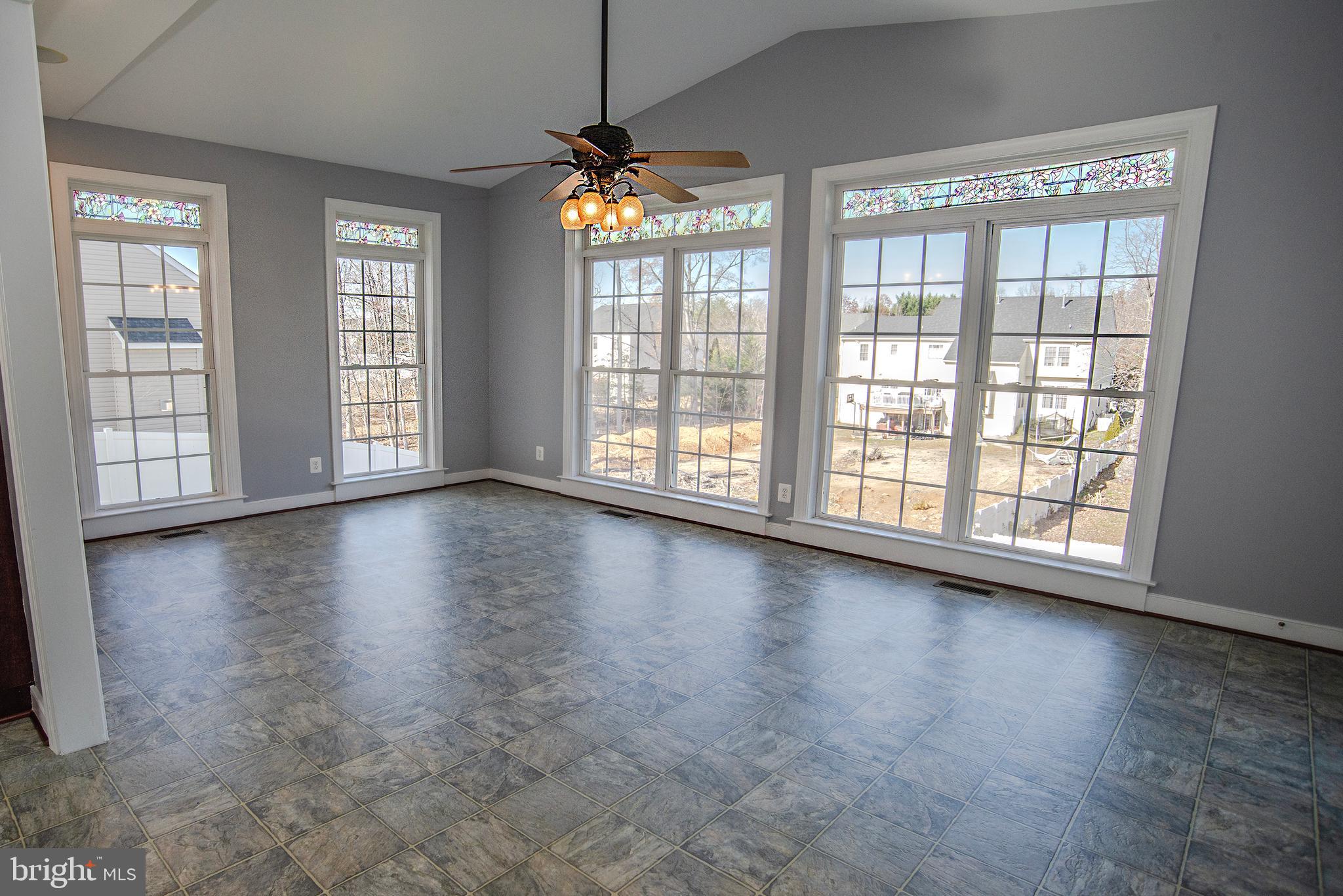 ROYAL OAKS - Residential