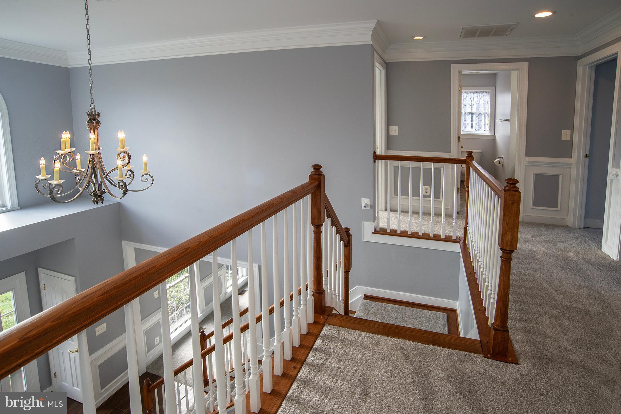 ROYAL OAKS - Residential