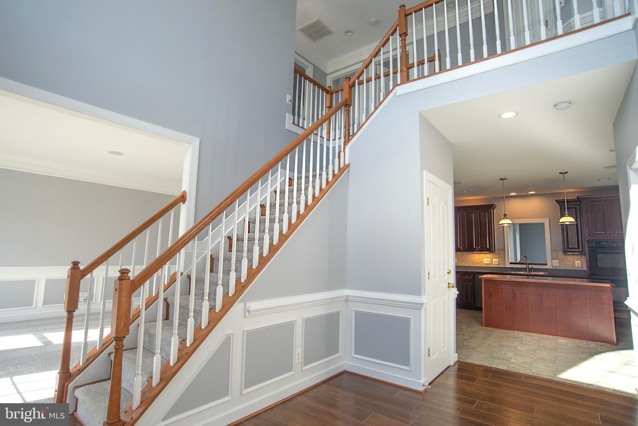 ROYAL OAKS - Residential