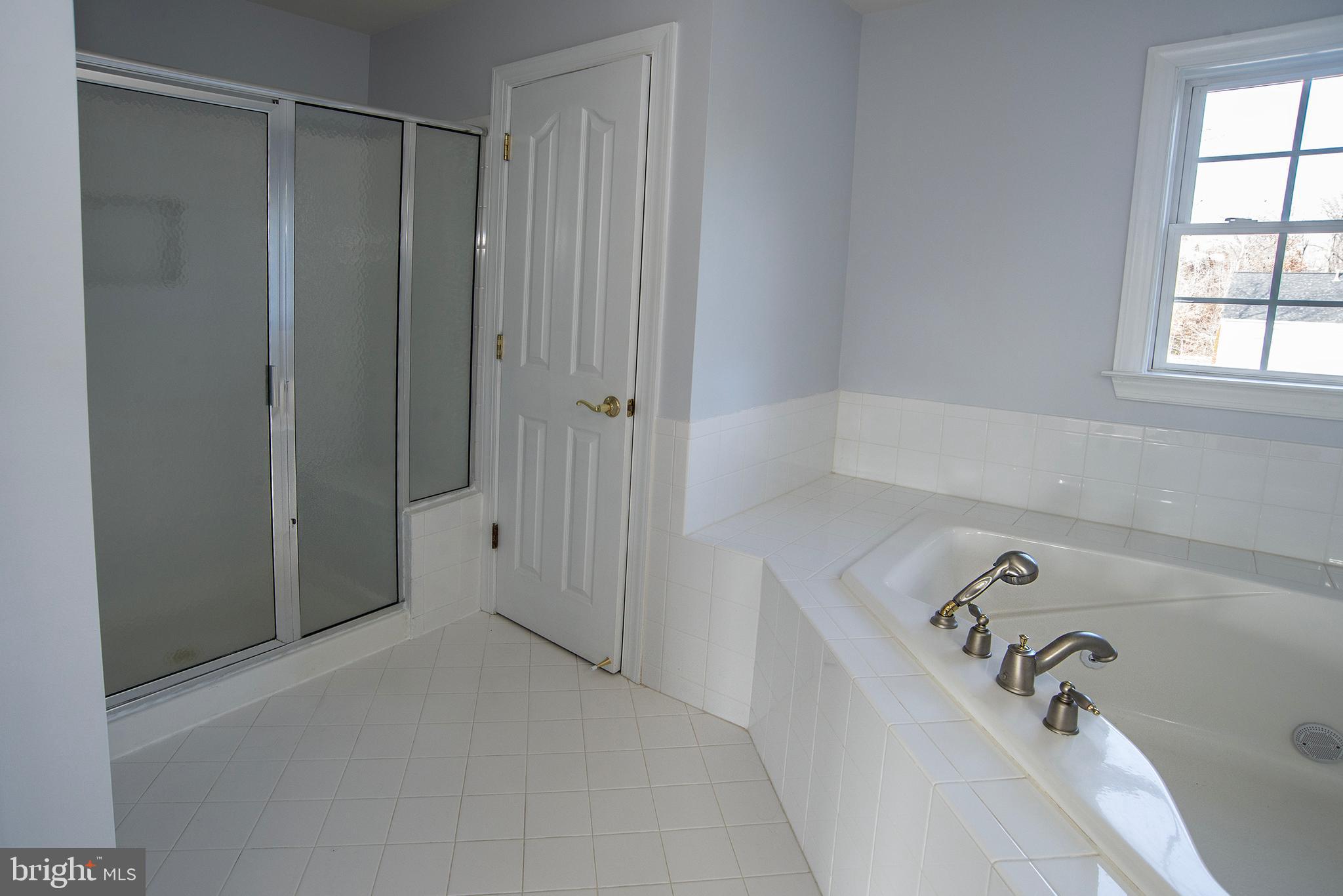 ROYAL OAKS - Residential