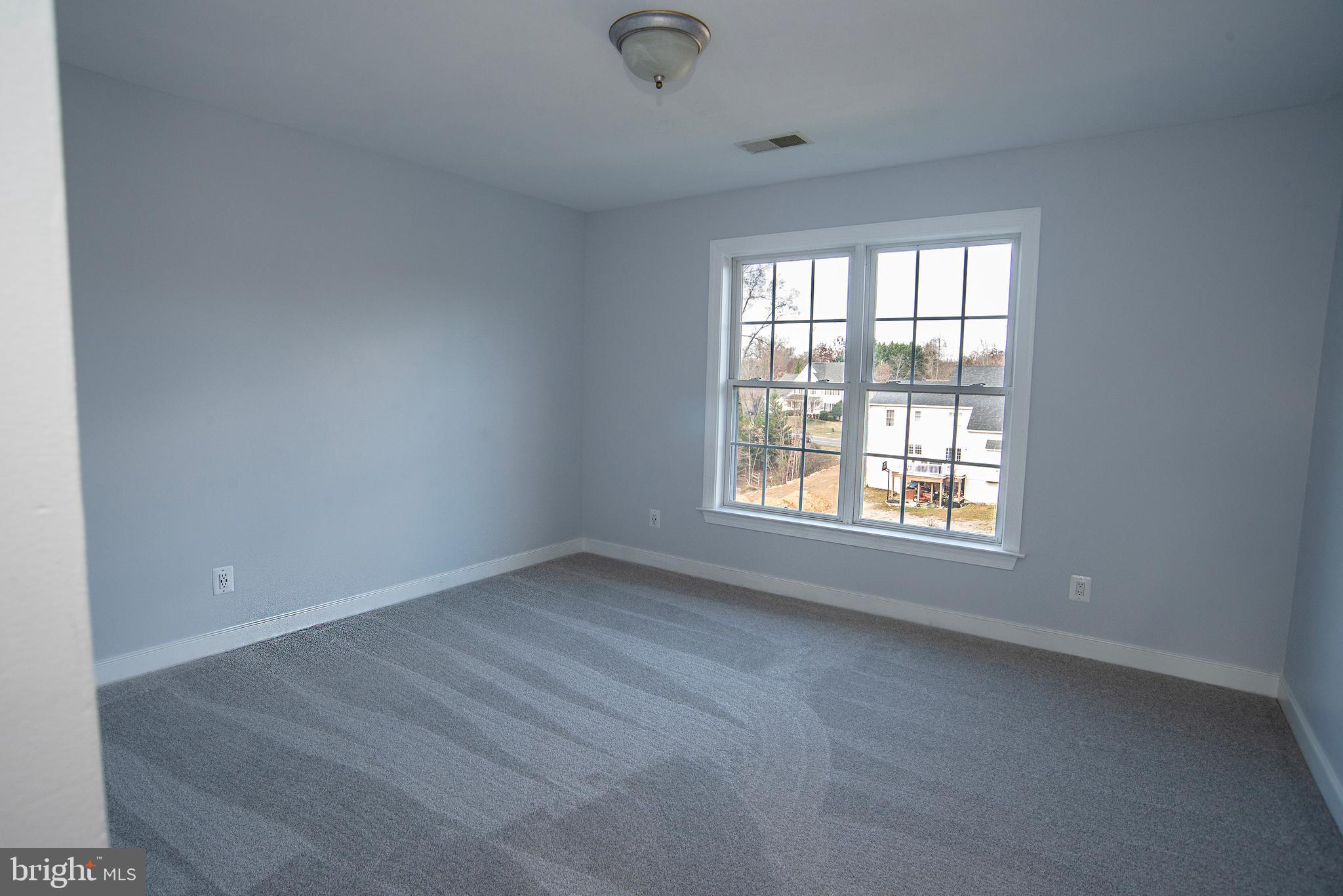 ROYAL OAKS - Residential