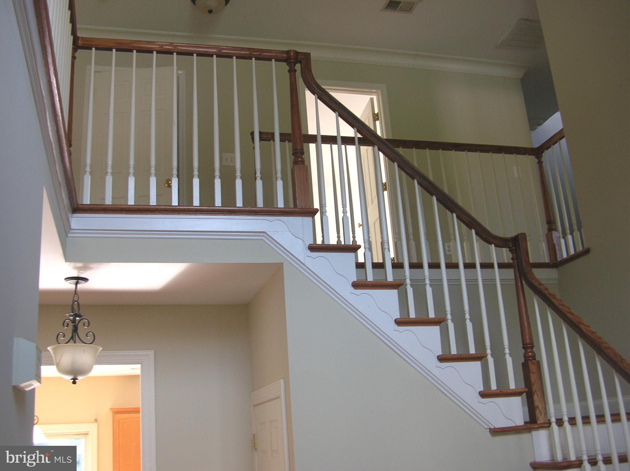 VAN LEAR - Residential Lease