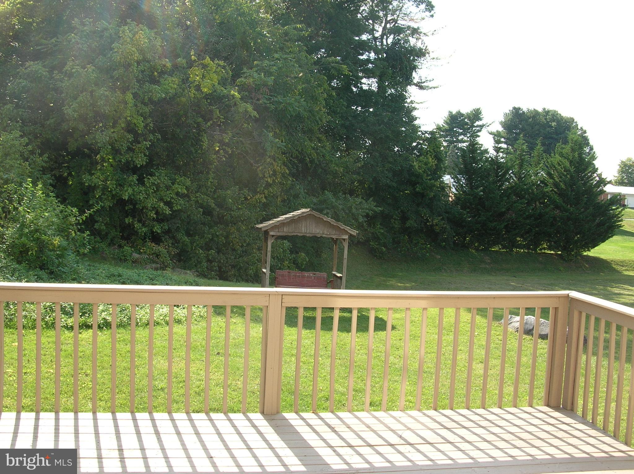 VAN LEAR - Residential Lease