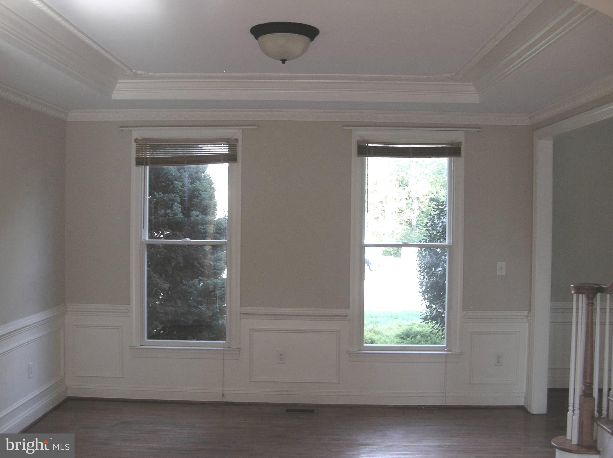 VAN LEAR - Residential Lease