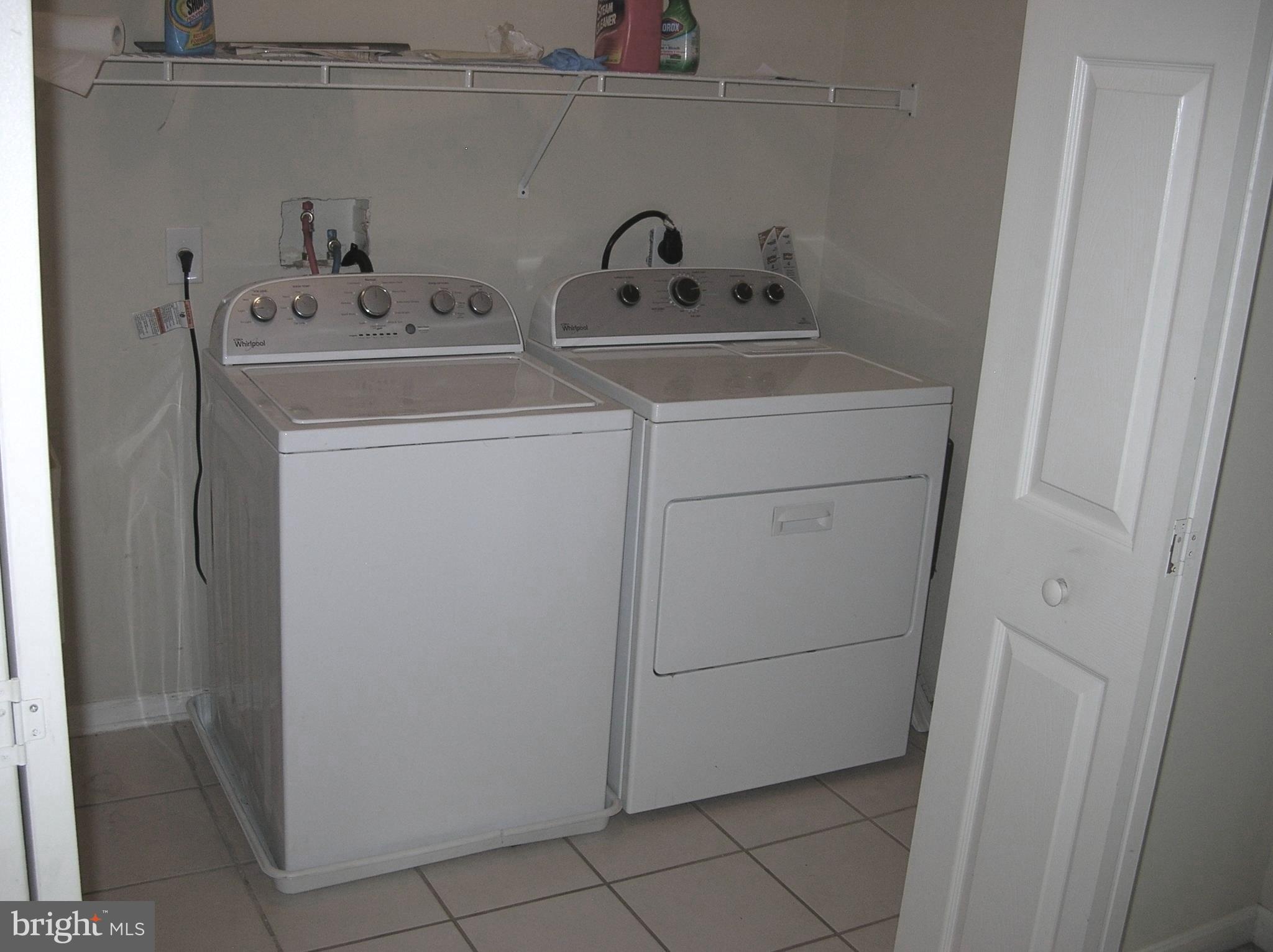 VAN LEAR - Residential Lease