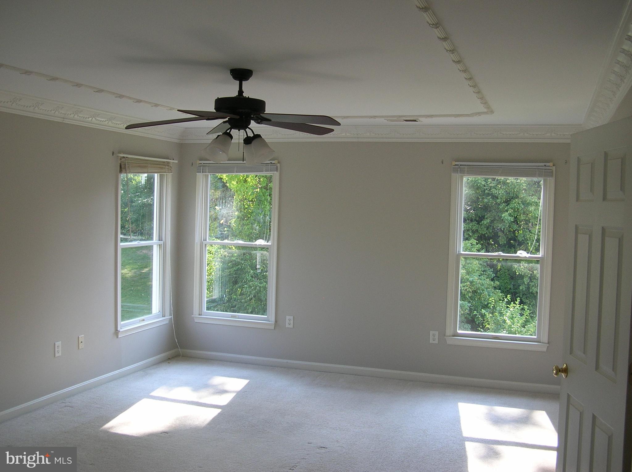 VAN LEAR - Residential Lease