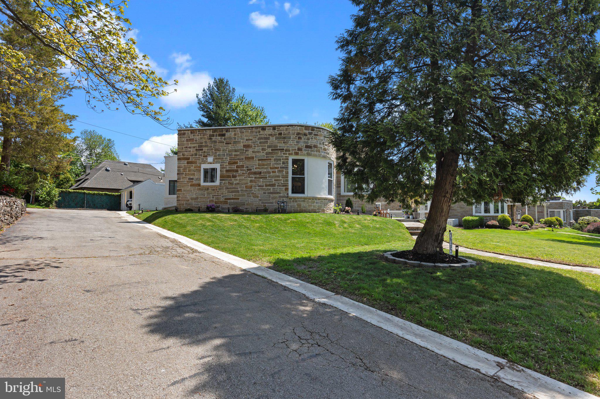 PENN WYNNE - Residential