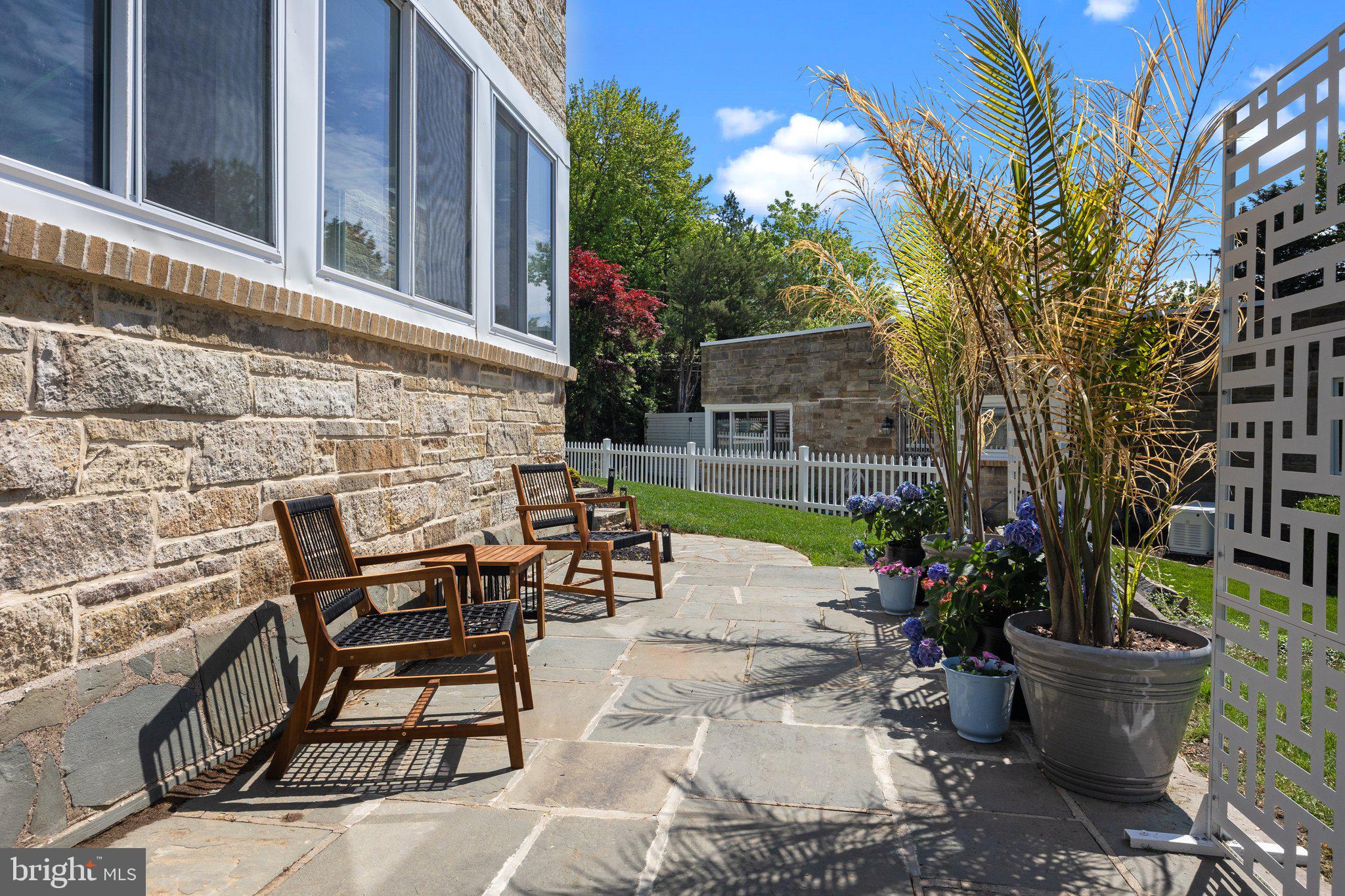 PENN WYNNE - Residential