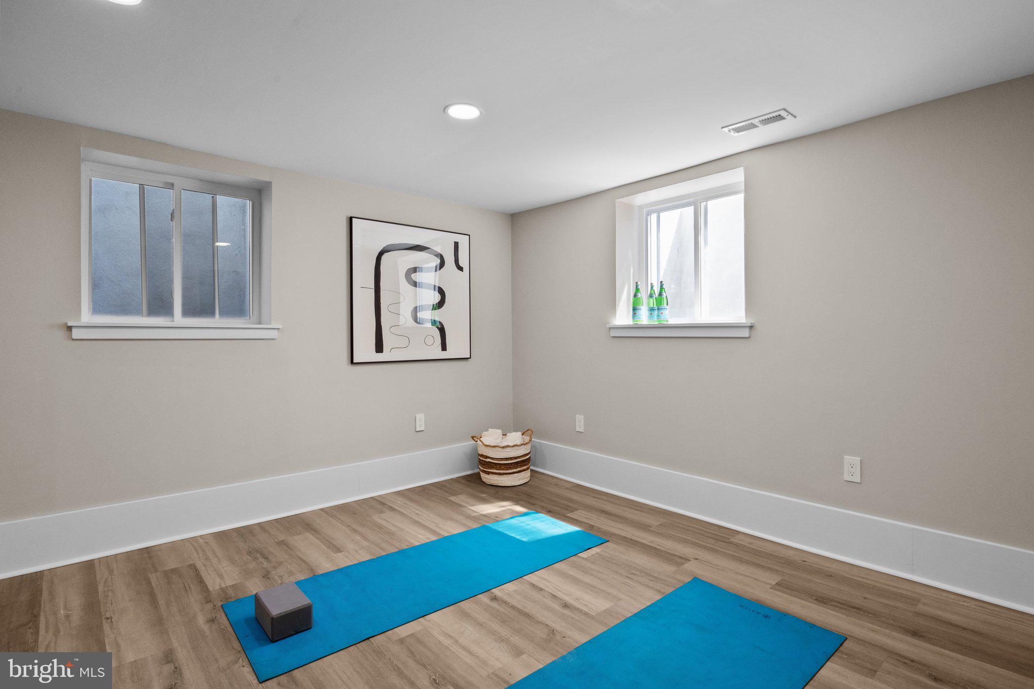 PENN WYNNE - Residential