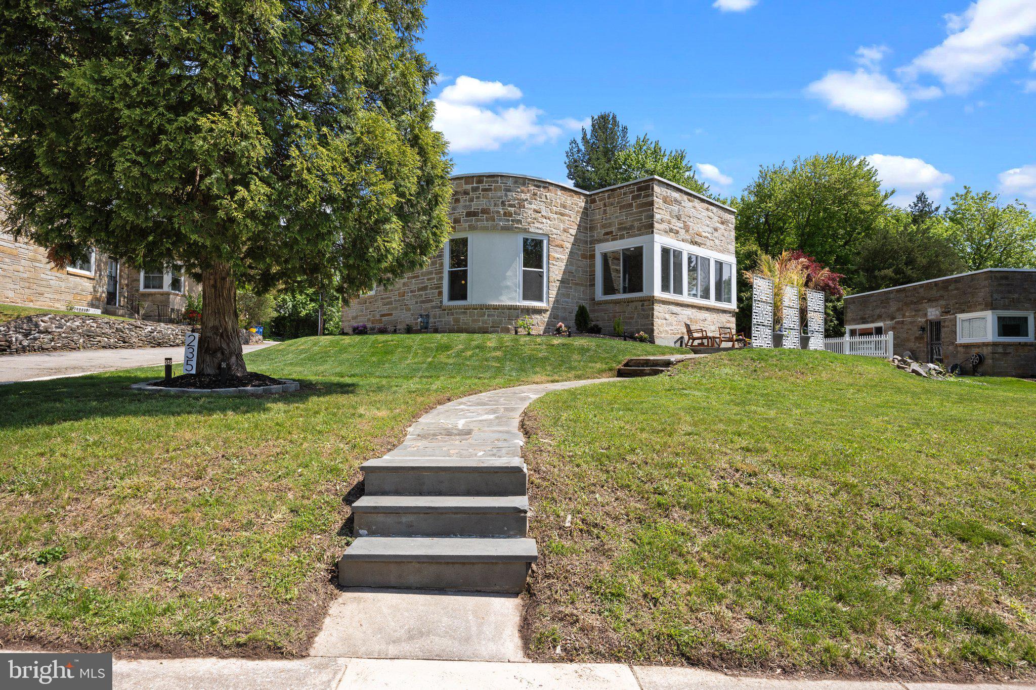 PENN WYNNE - Residential