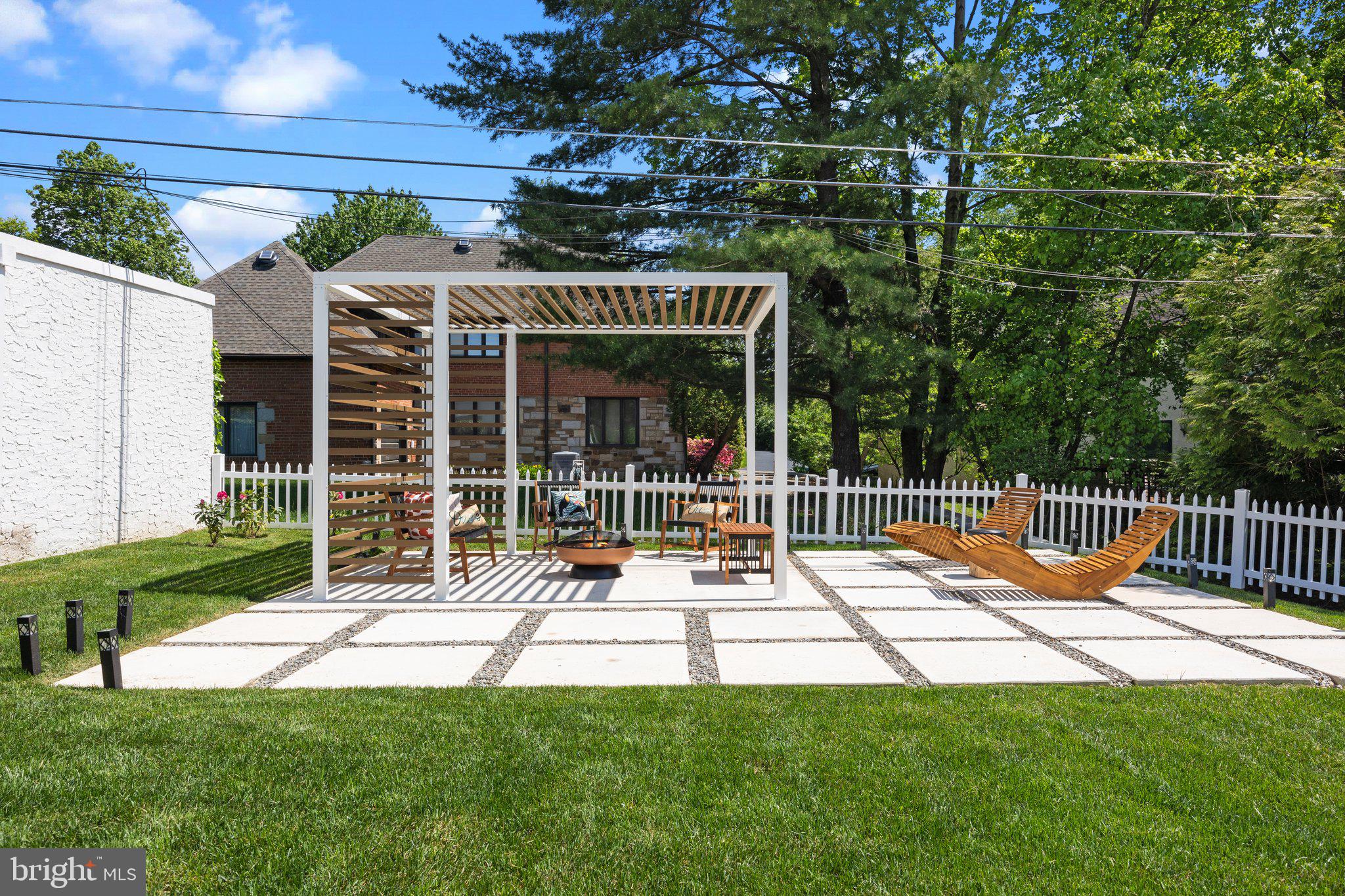 PENN WYNNE - Residential