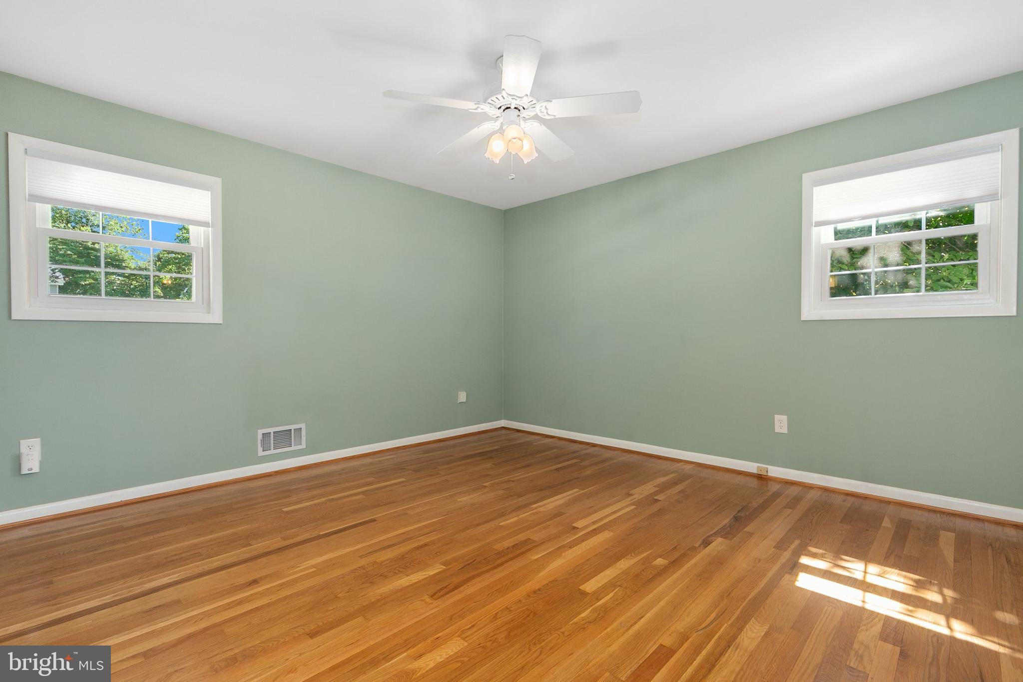 ROCK CREEK MANOR - Residential