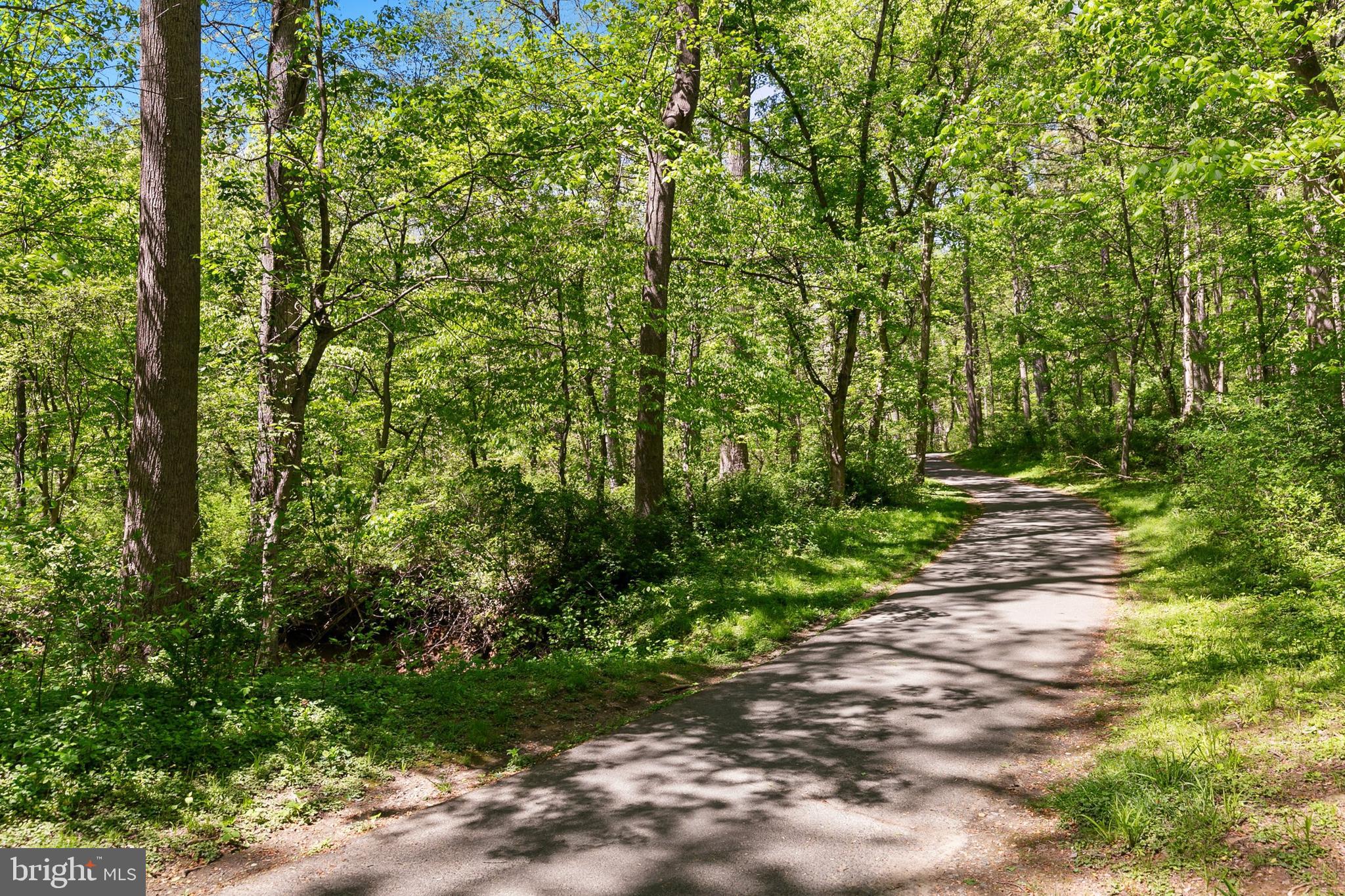 ROCK CREEK MANOR - Residential
