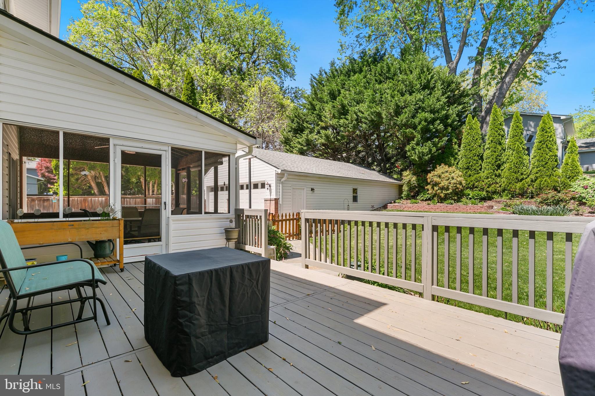 ROCK CREEK MANOR - Residential