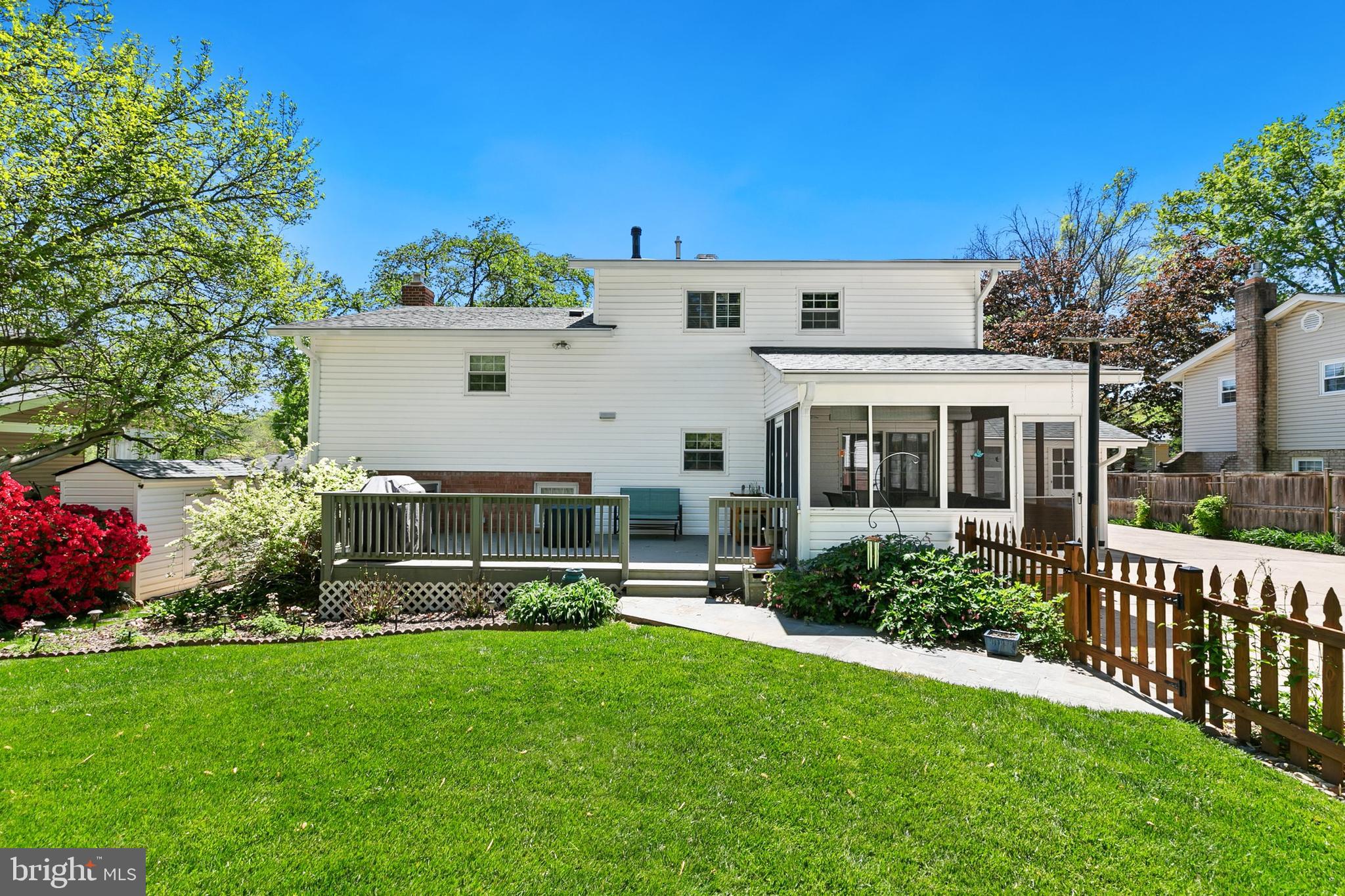 ROCK CREEK MANOR - Residential