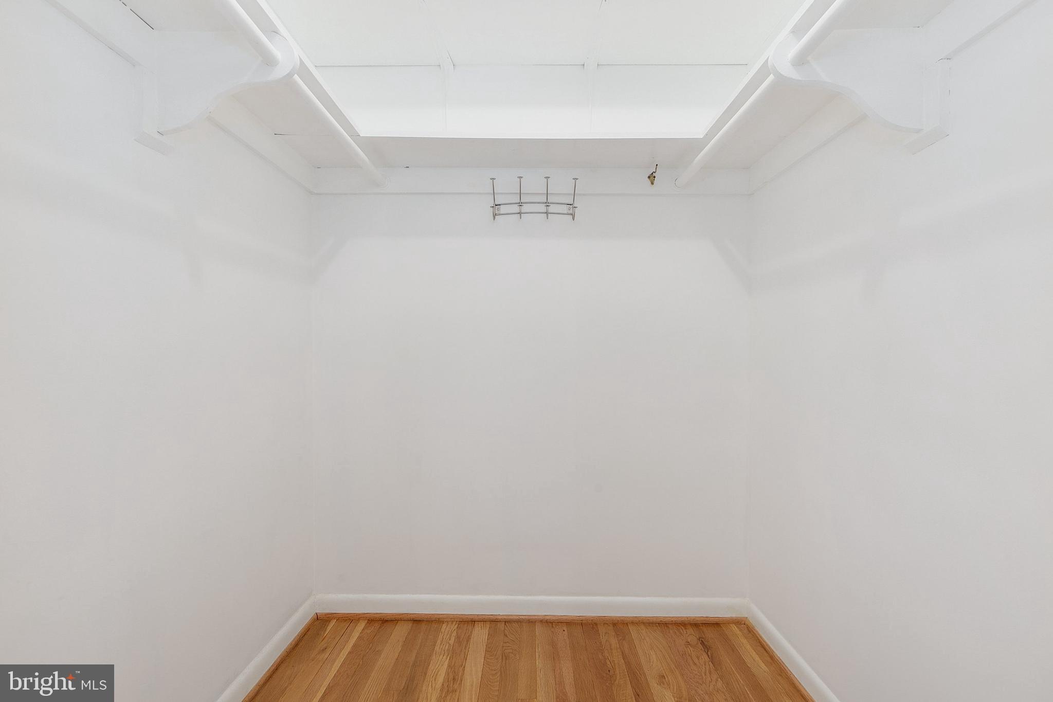 ROCK CREEK MANOR - Residential