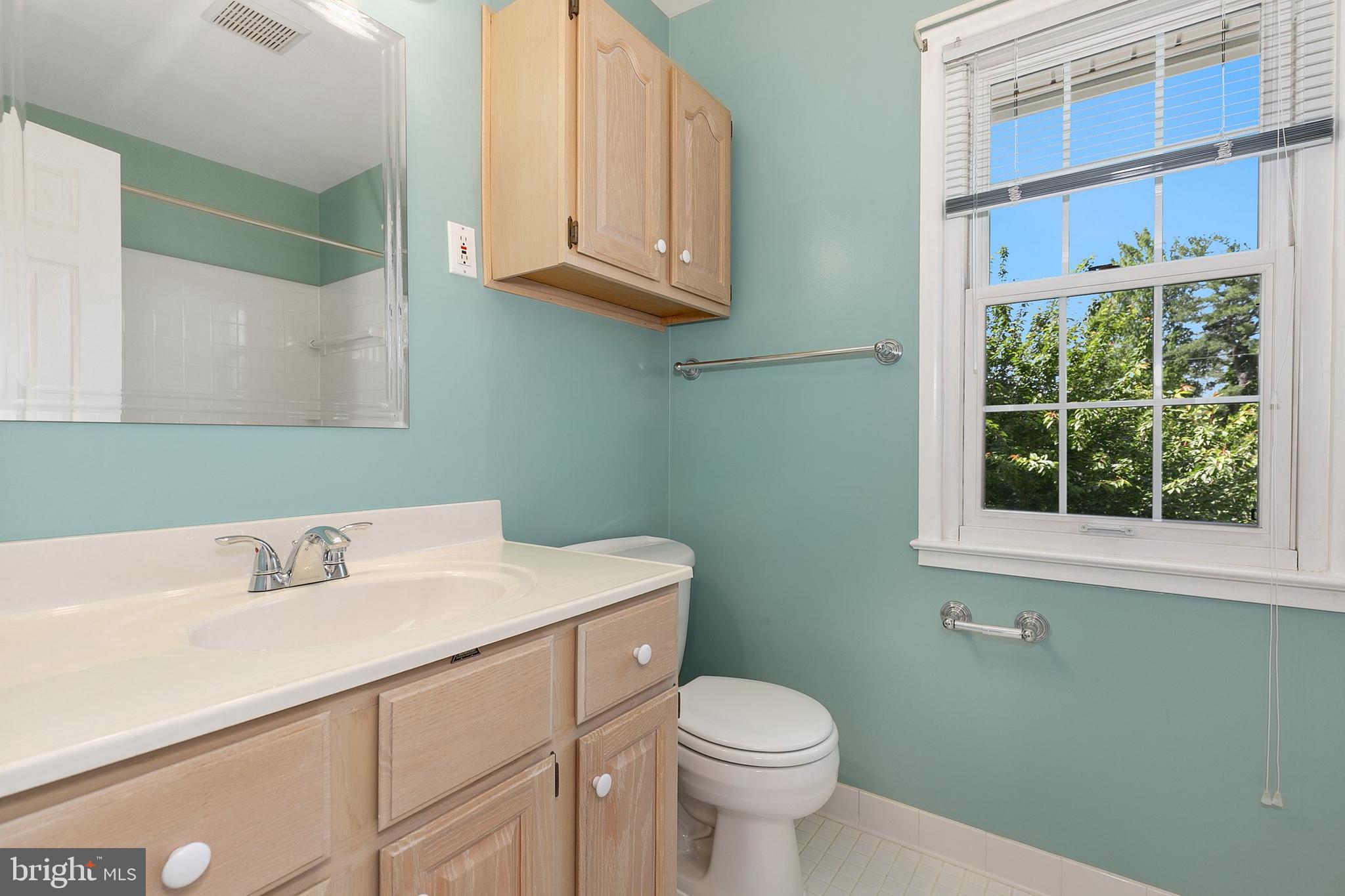 ROCK CREEK MANOR - Residential