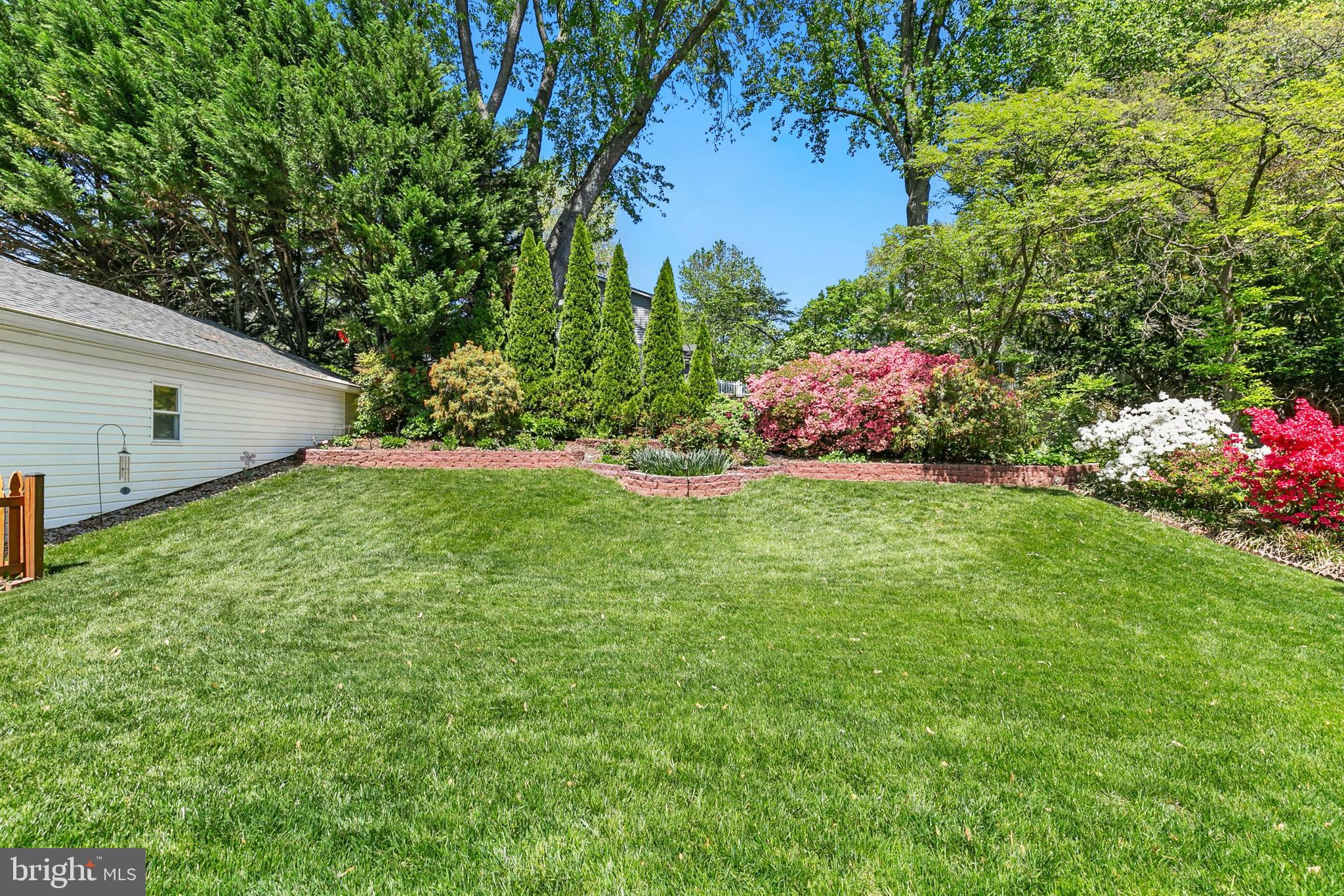 ROCK CREEK MANOR - Residential