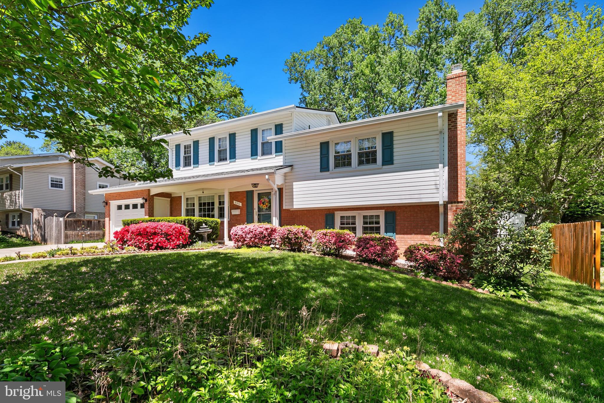 ROCK CREEK MANOR - Residential