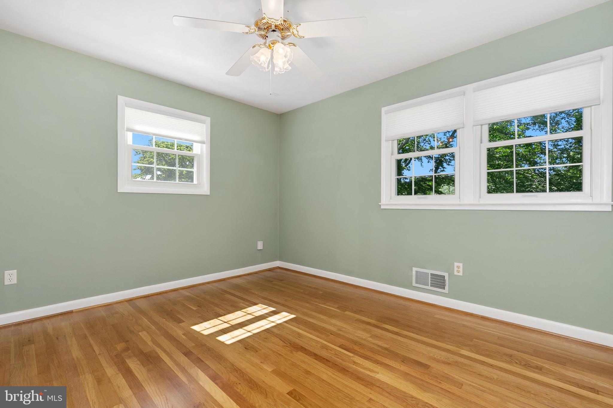 ROCK CREEK MANOR - Residential