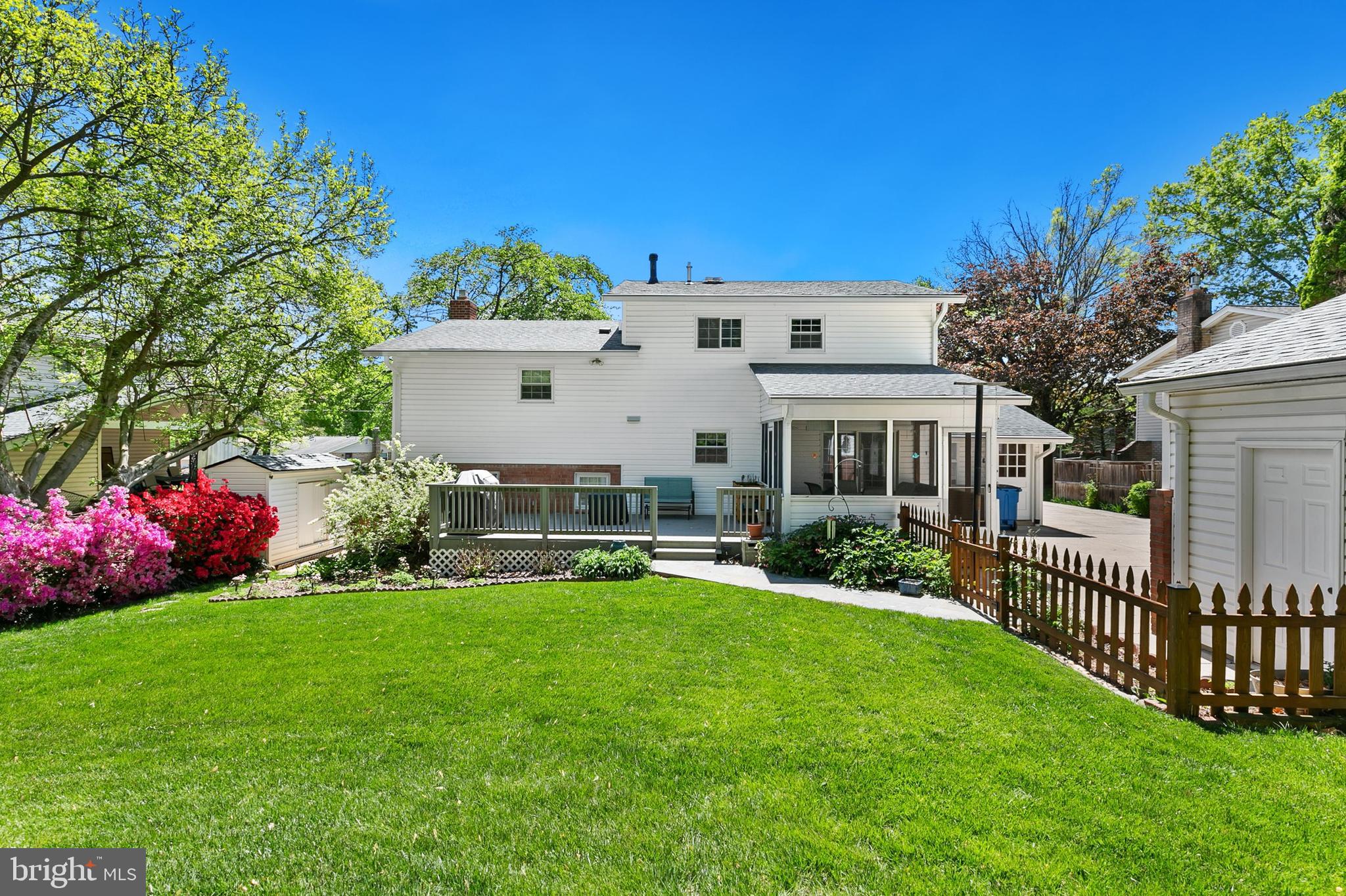 ROCK CREEK MANOR - Residential