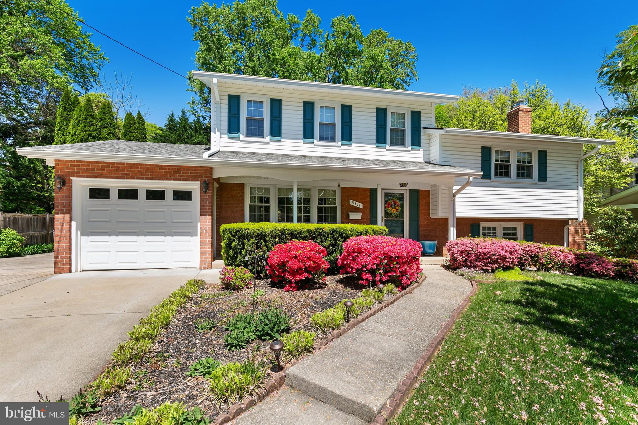 ROCK CREEK MANOR - Residential