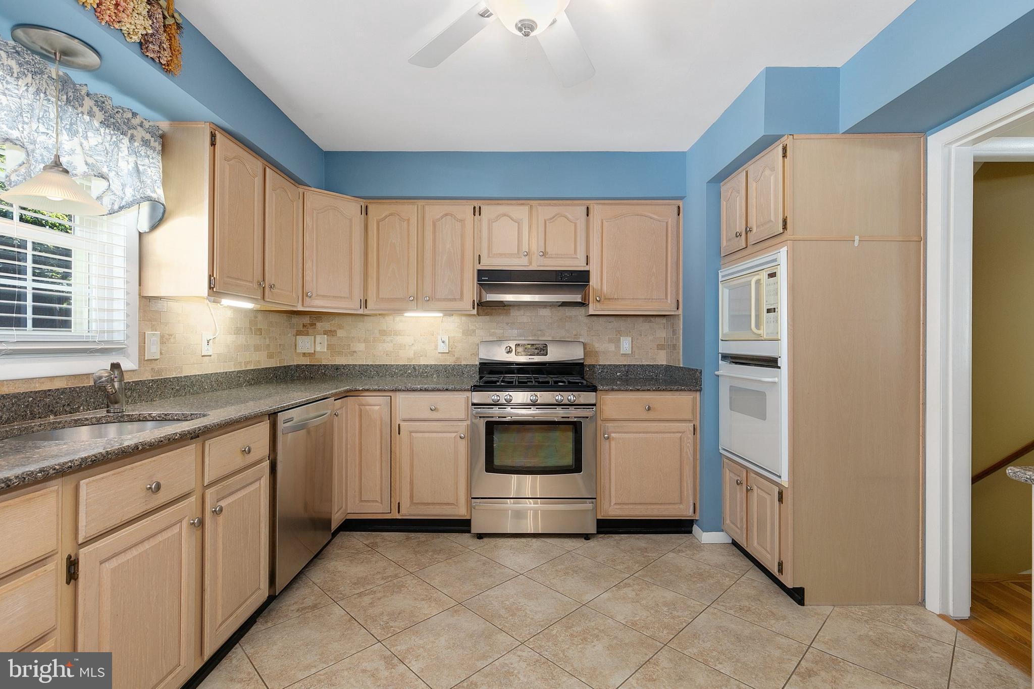 ROCK CREEK MANOR - Residential