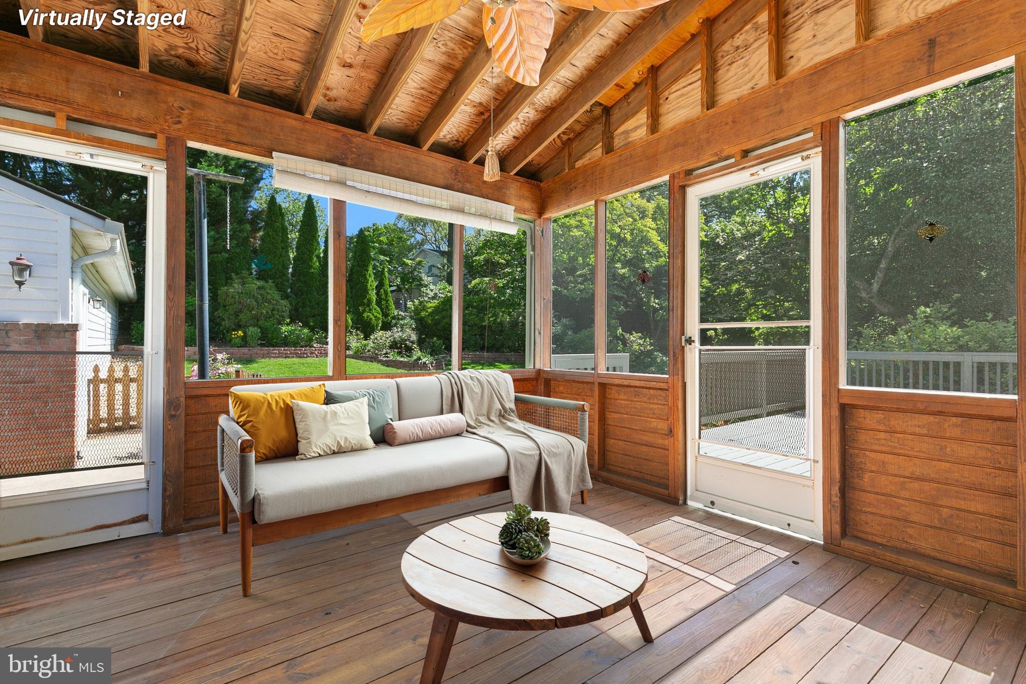 ROCK CREEK MANOR - Residential