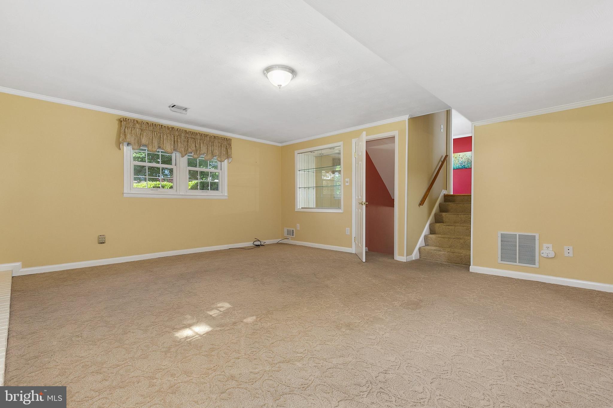 ROCK CREEK MANOR - Residential