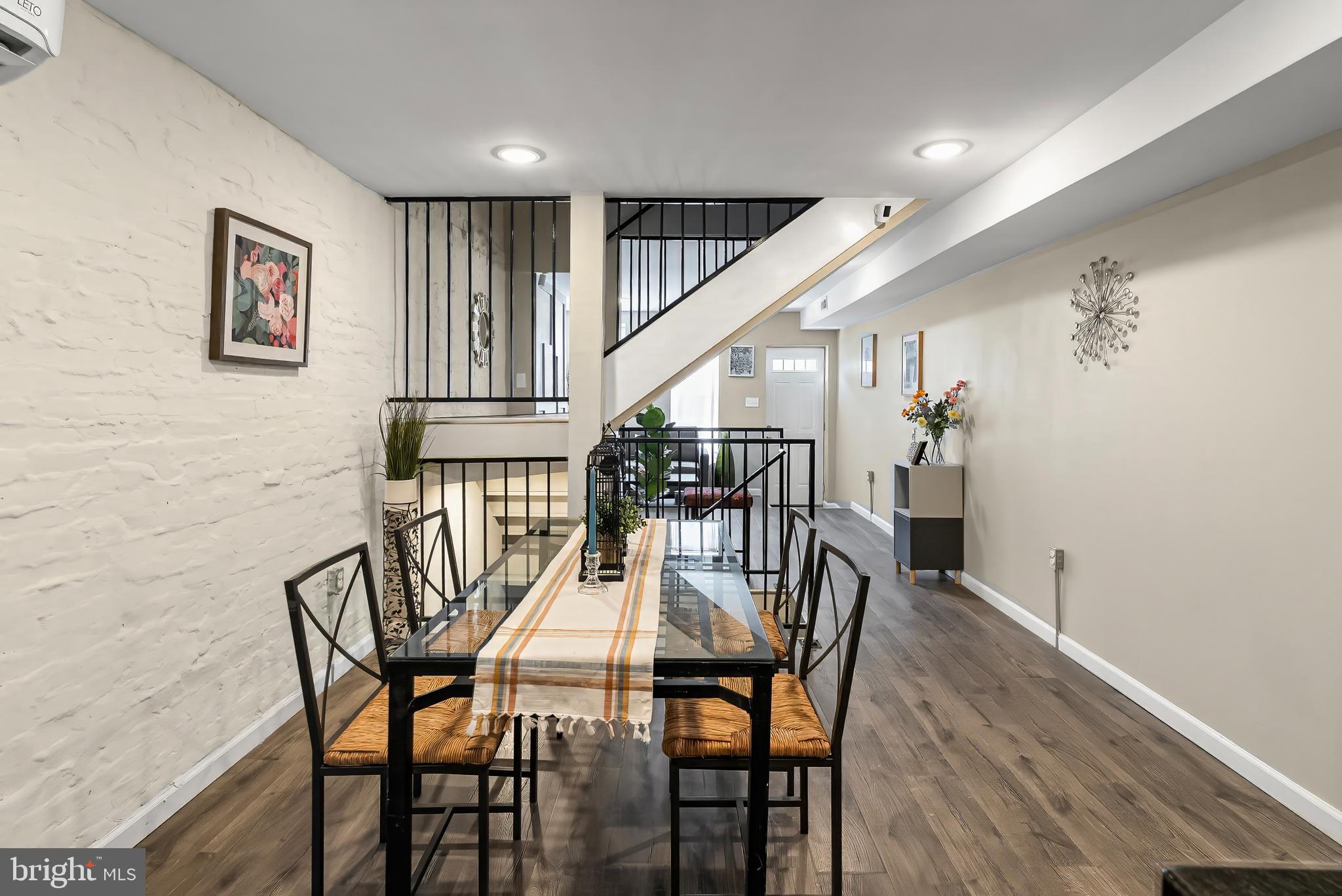 NEW SOUTHWEST - Residential