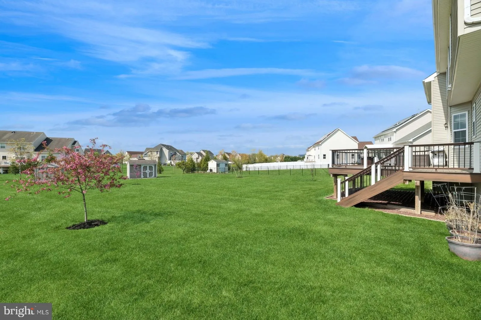 Bordentown, New Jersey 08505, United States, 5 Bedrooms Bedrooms, ,3 BathroomsBathrooms,Residential,Active,111000