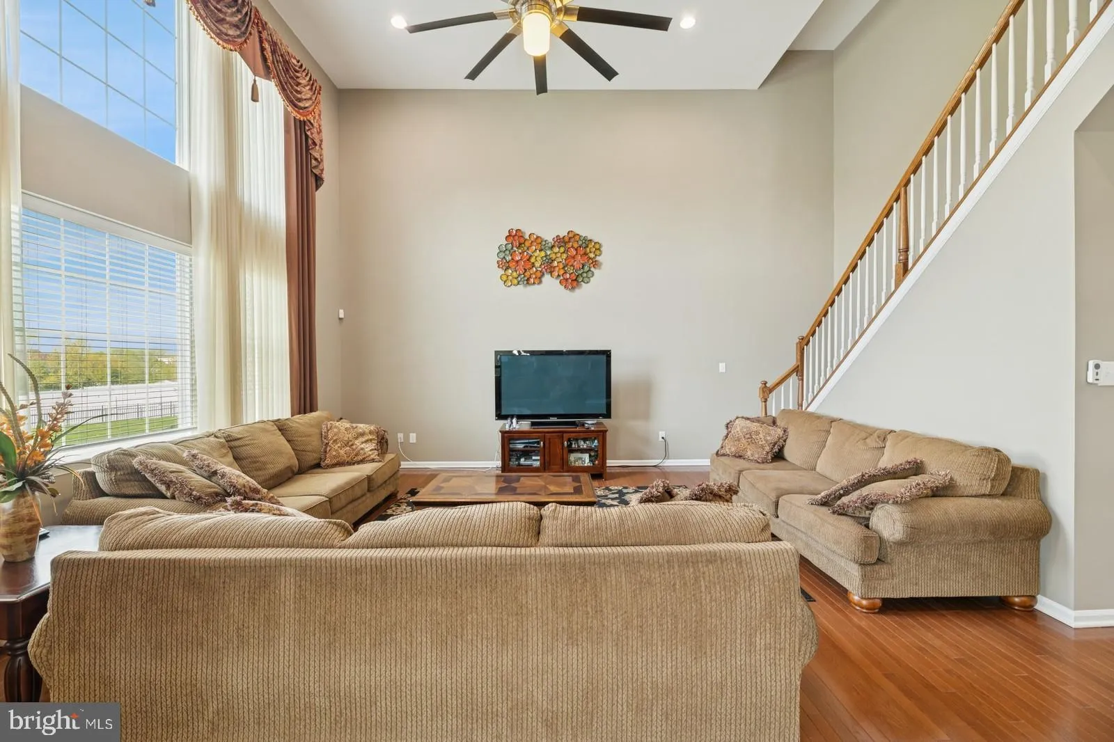 Bordentown, New Jersey 08505, United States, 5 Bedrooms Bedrooms, ,3 BathroomsBathrooms,Residential,Active,111000