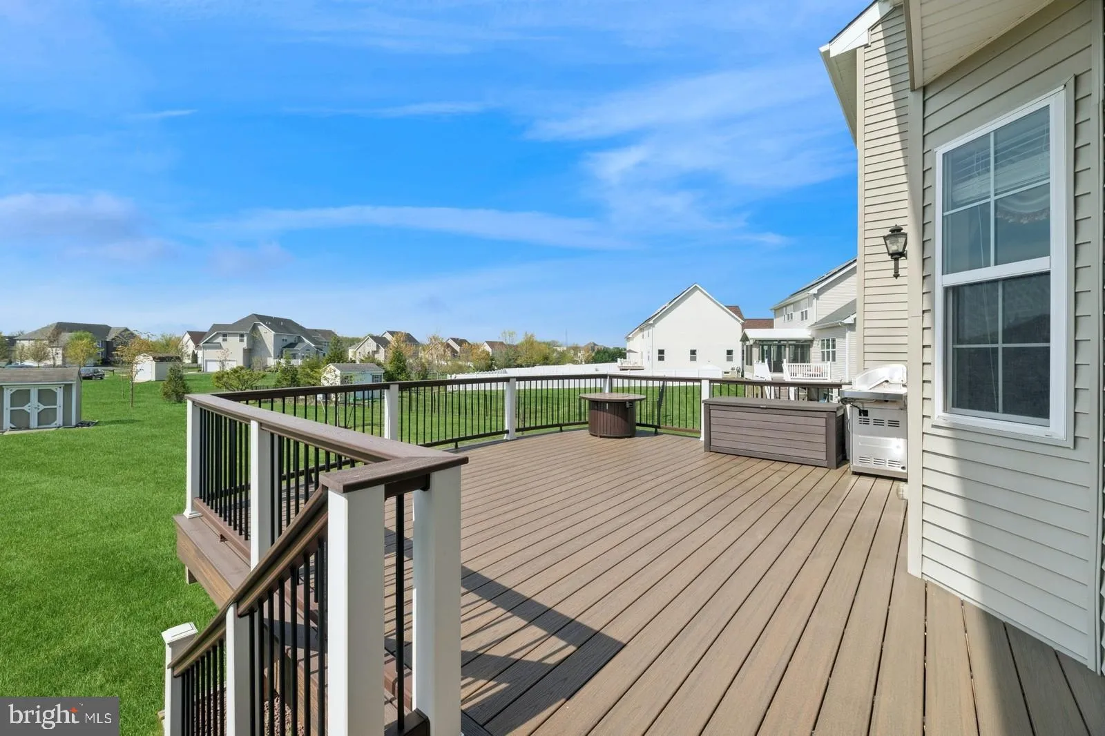 Bordentown, New Jersey 08505, United States, 5 Bedrooms Bedrooms, ,3 BathroomsBathrooms,Residential,Active,111000