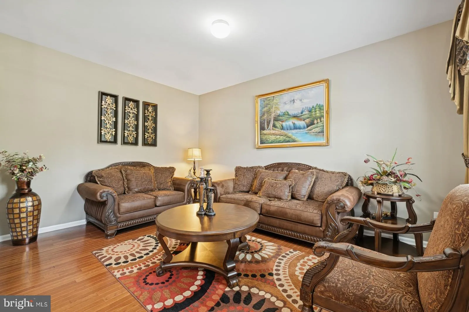 Bordentown, New Jersey 08505, United States, 5 Bedrooms Bedrooms, ,3 BathroomsBathrooms,Residential,Active,111000