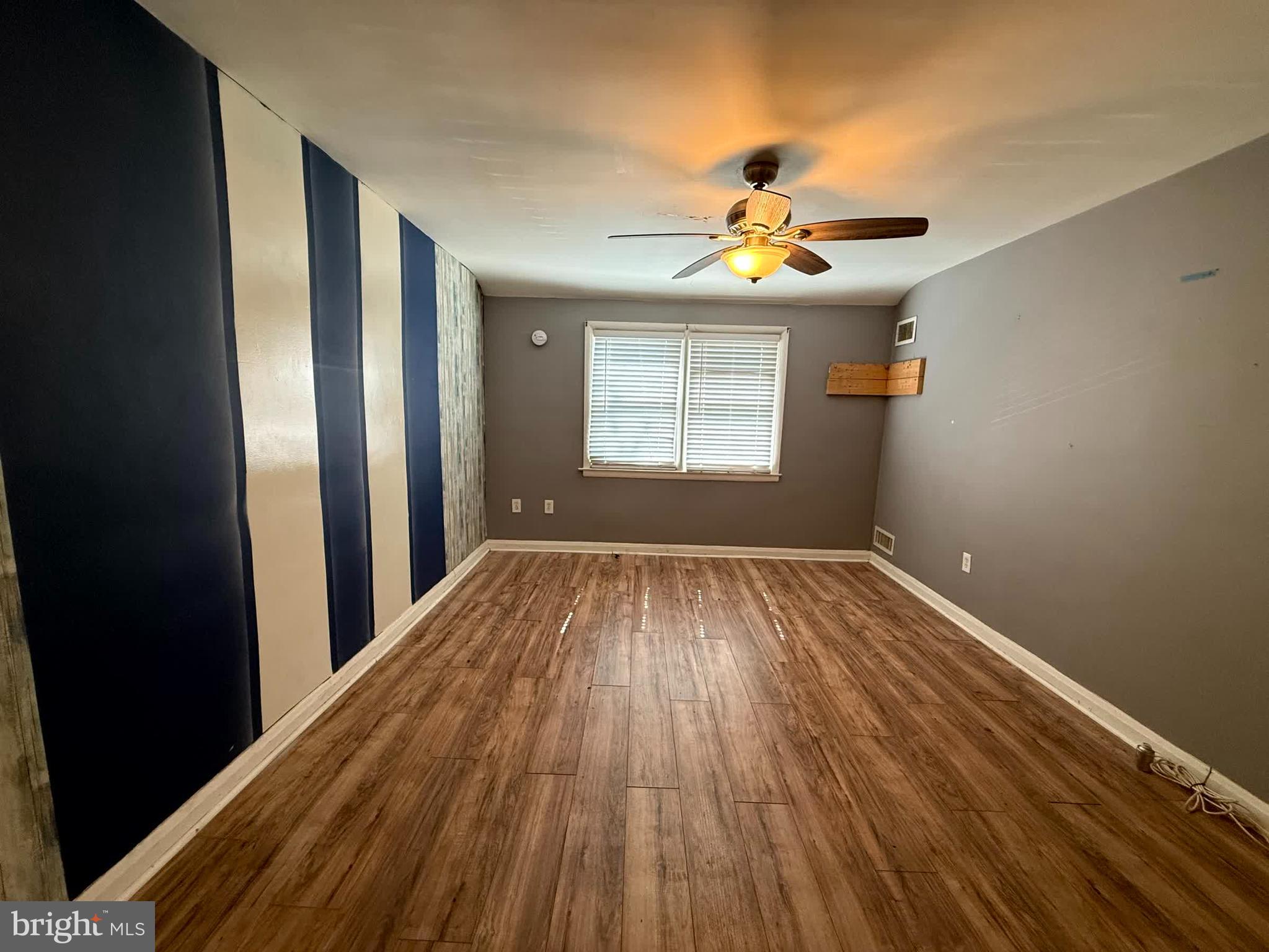 IDLEWOOD - Residential