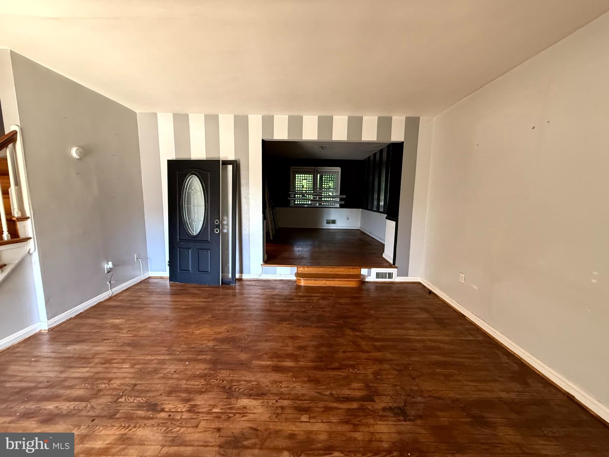 IDLEWOOD - Residential