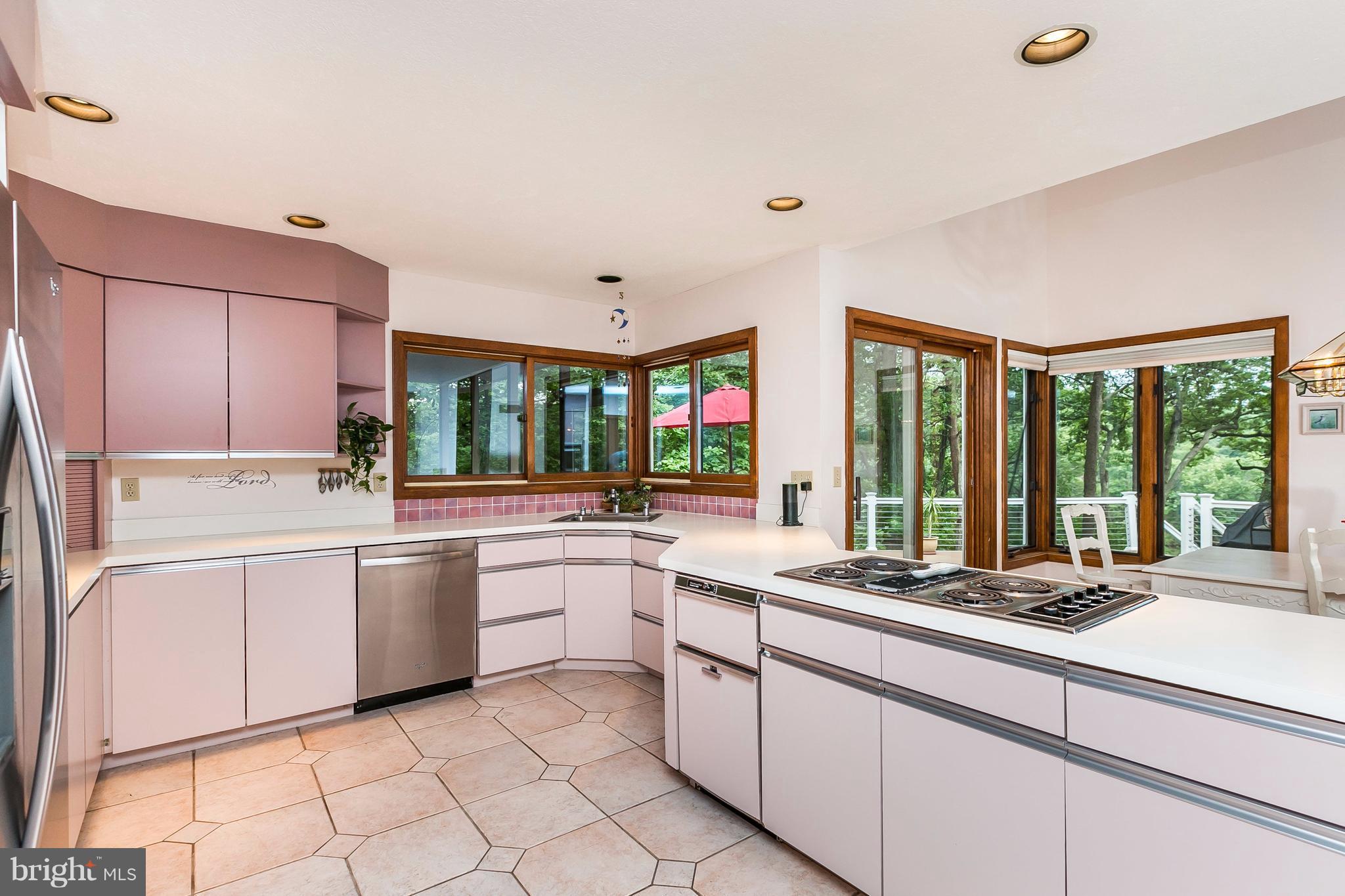 SOUTHDOWN ESTATES - Residential